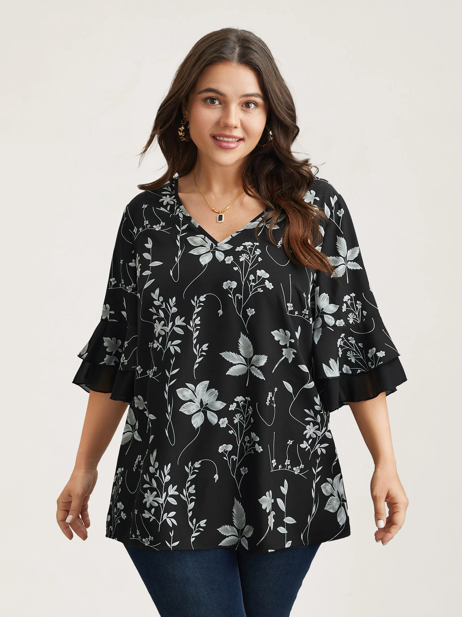 Floral Print Ruffled V-Neck Shirt - Image 3