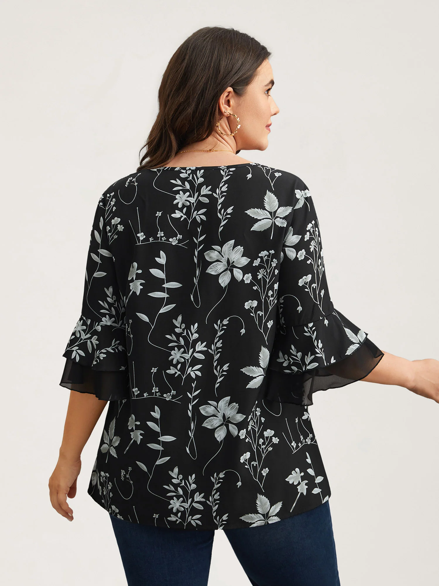 Floral Print Ruffled V-Neck Shirt - Image 5