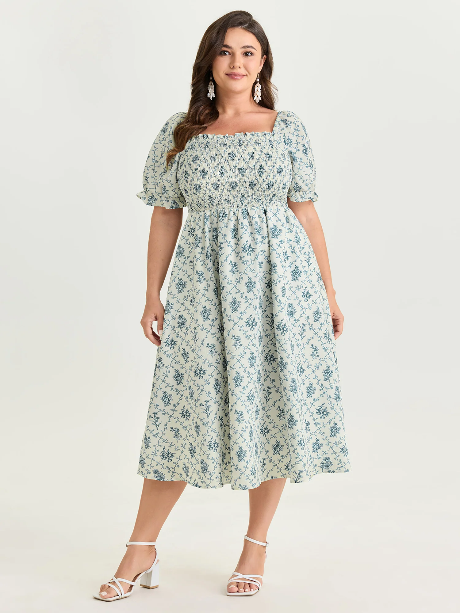 Floral Print Shirred Bodice Flowy Midi Dress - Image 3