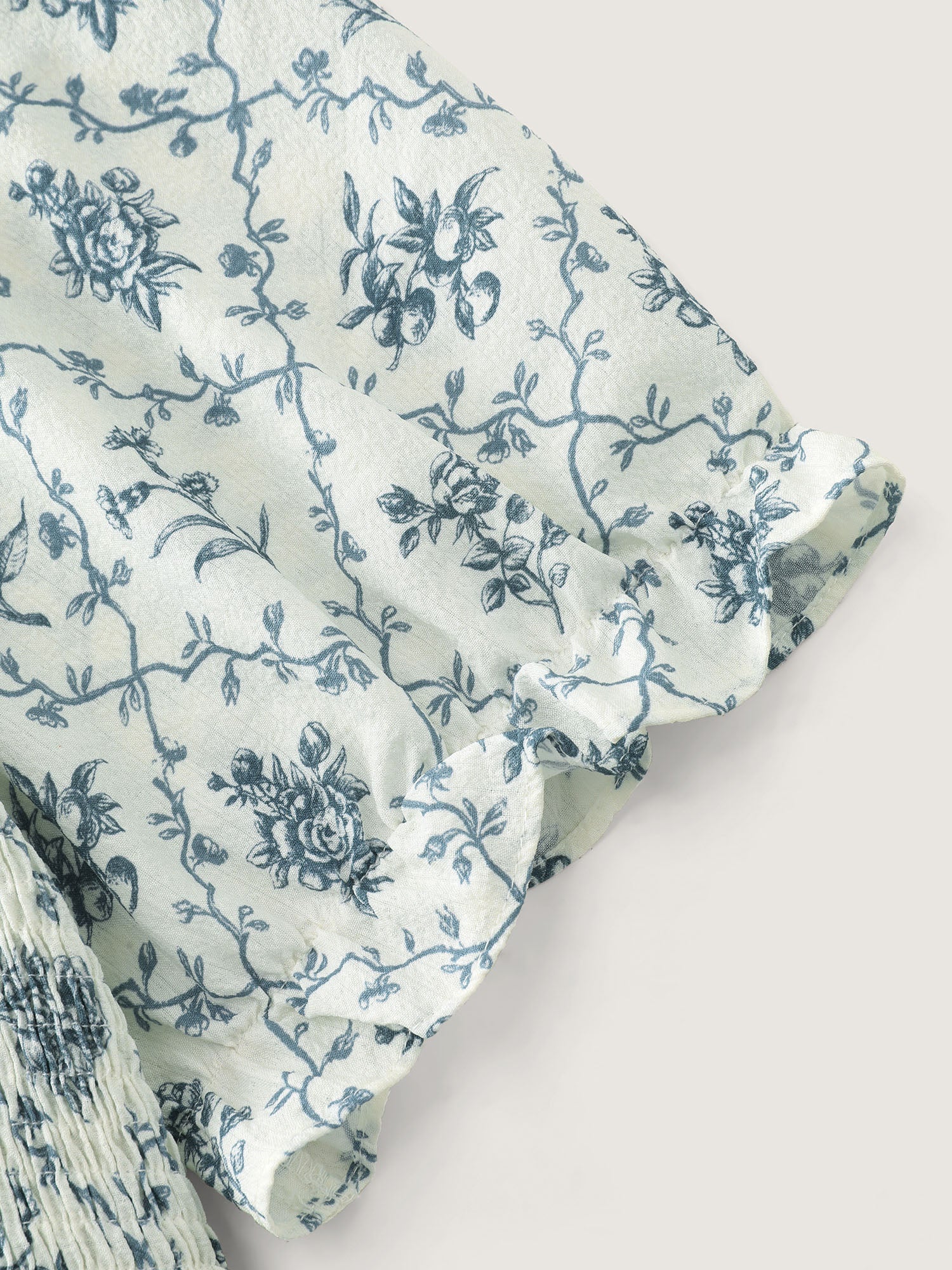 Floral Print Shirred Bodice Flowy Midi Dress - Image 5