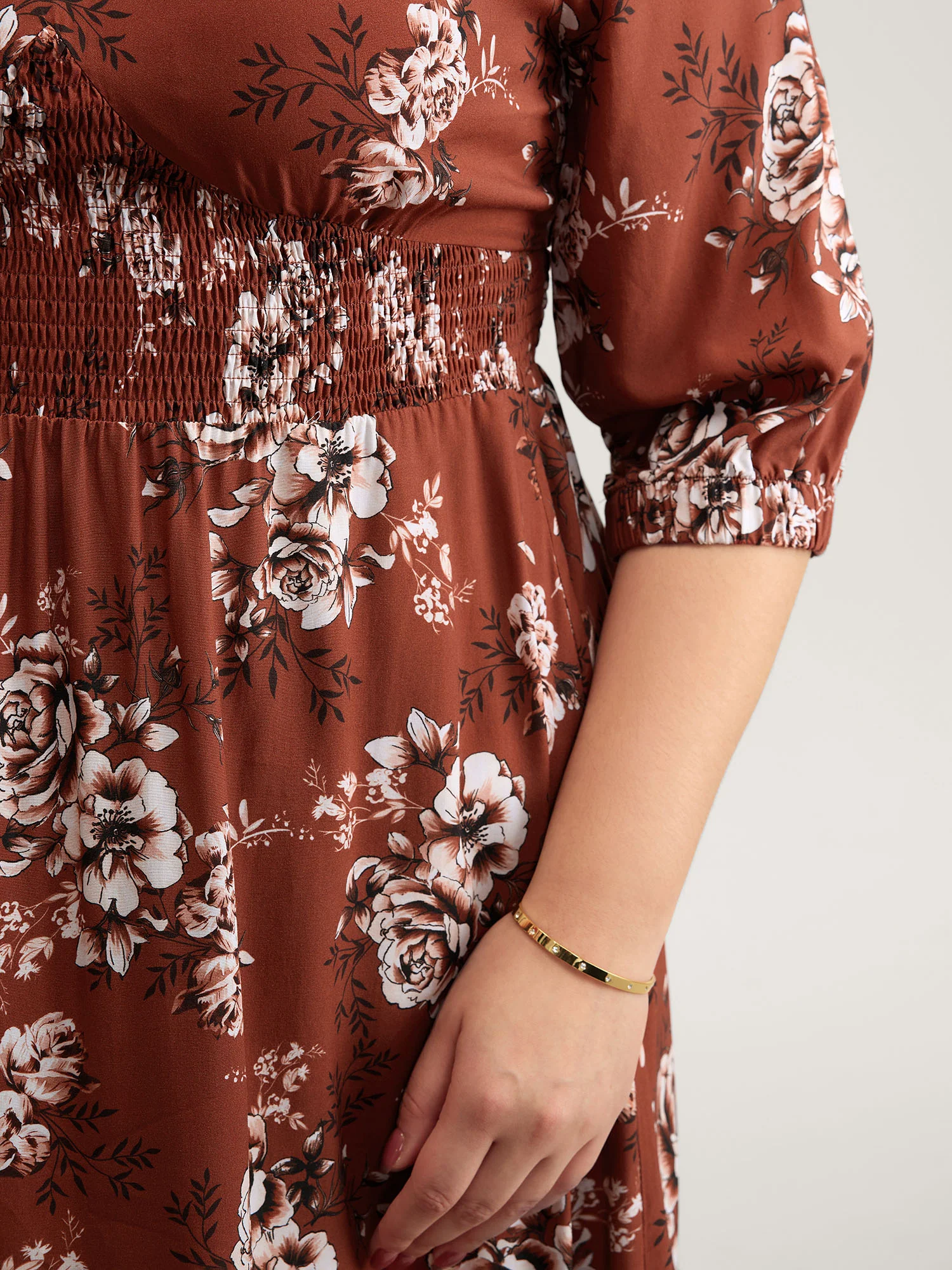 Floral Print Shirred Bust-Comfort Maxi Dress - Image 3