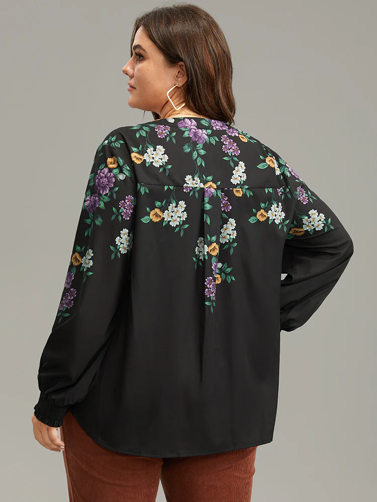 Floral Print Shirred Curved Hem Blouse - Image 3