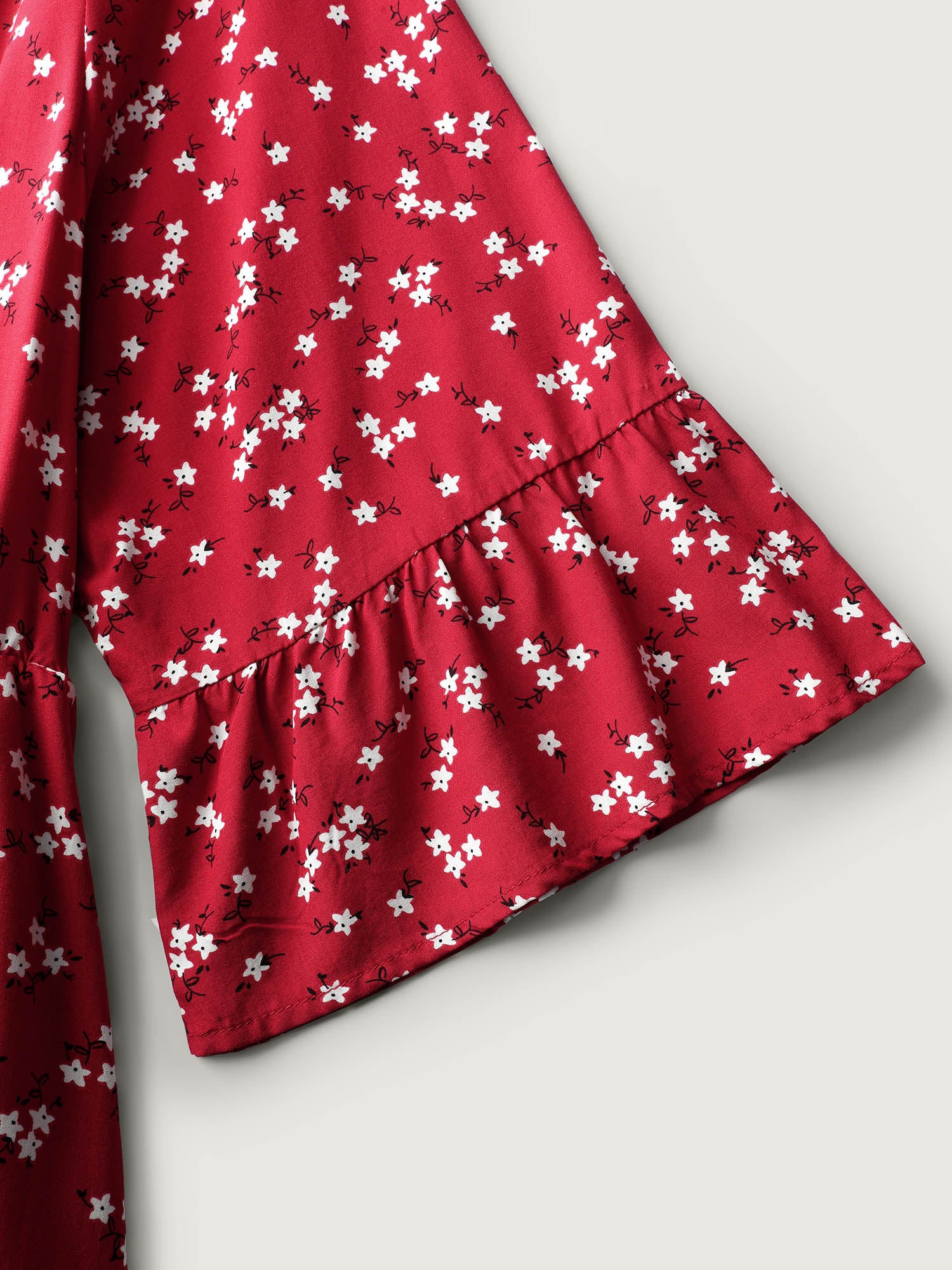 Floral Print Shirred Cut-Out Neck Midi Dress - Image 6