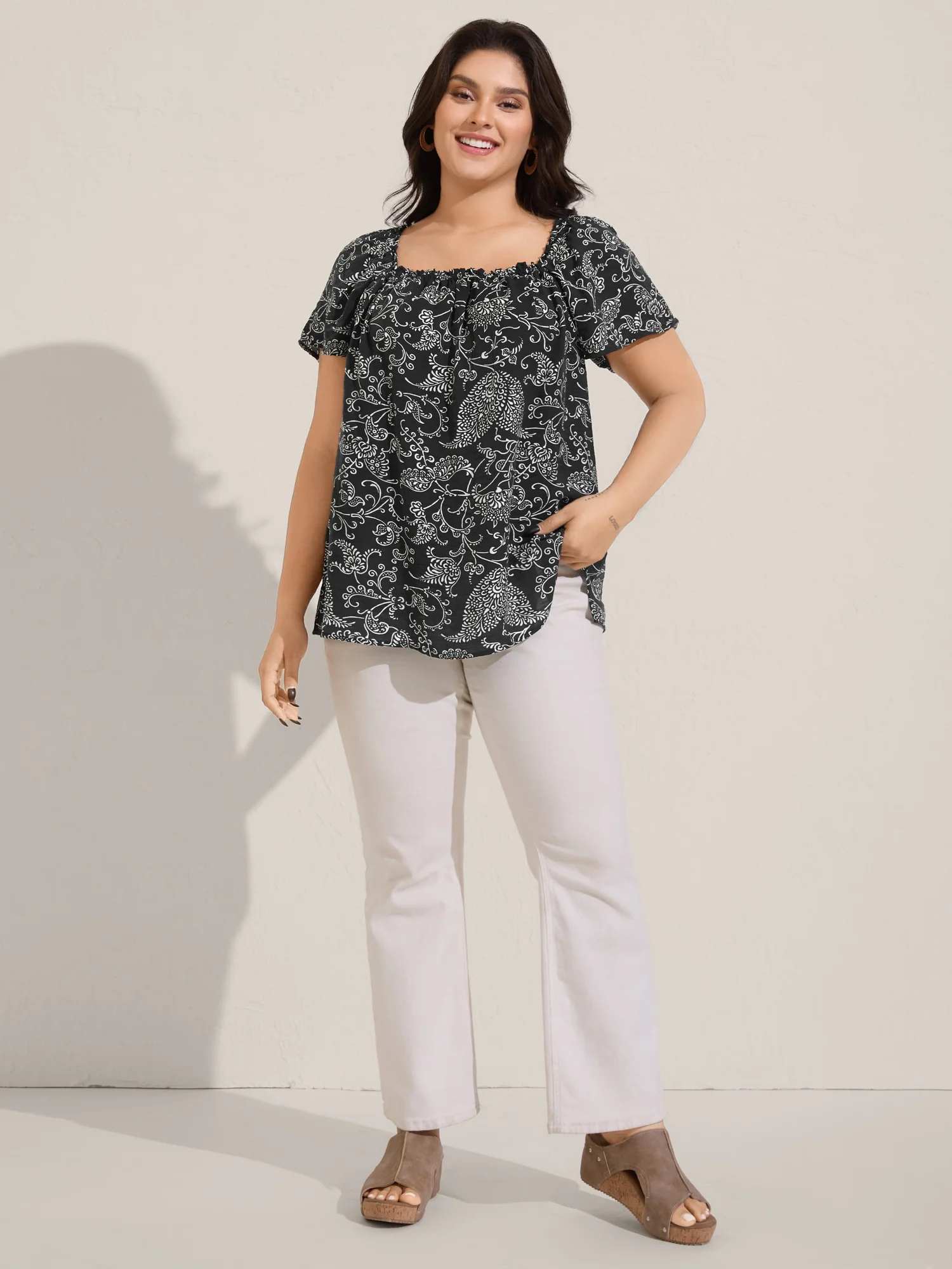 Floral Print Shirred Neck Flowy Blouse - Image 10