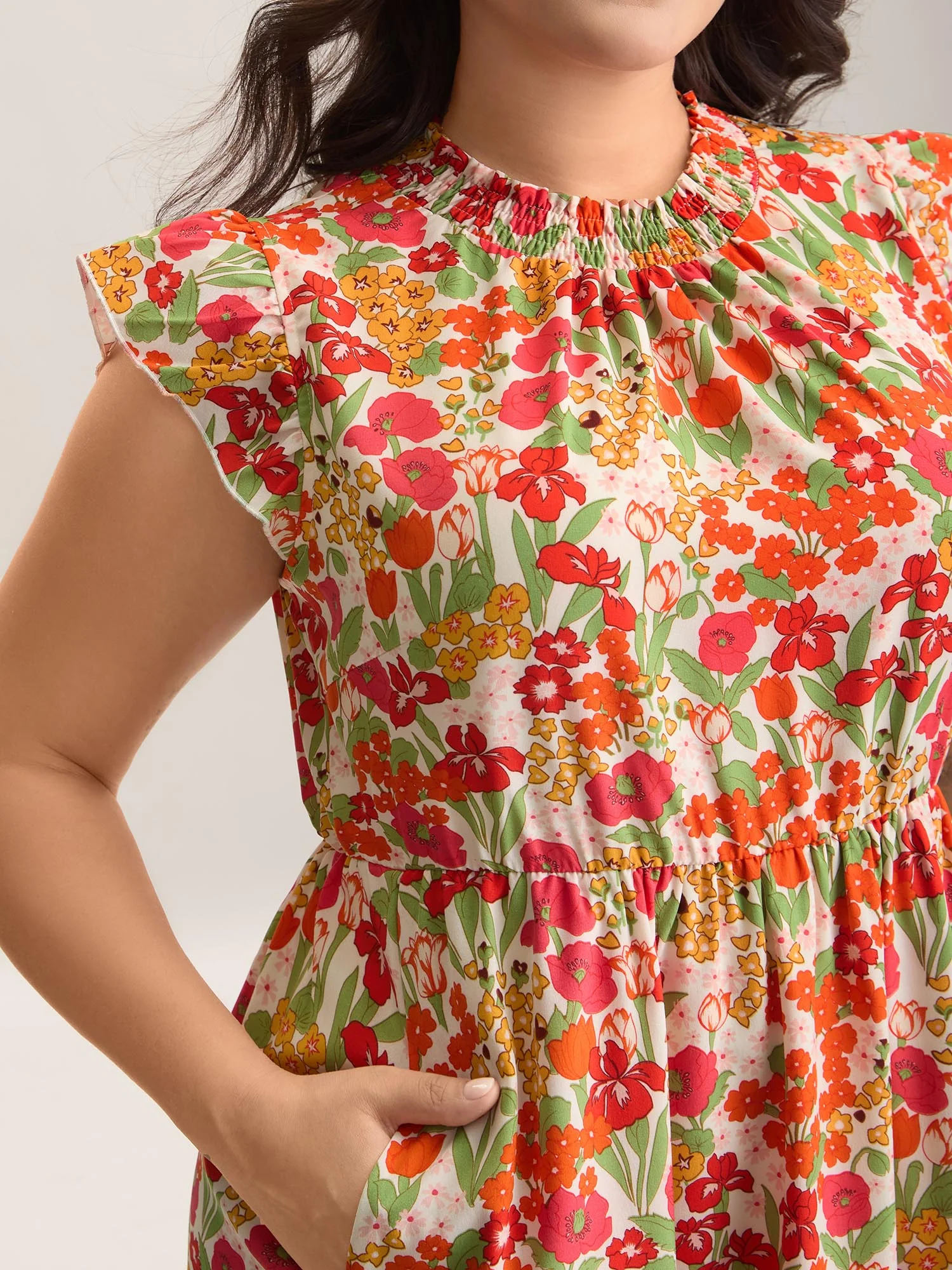 Floral Print Shirred Pockets Midi Dress - Image 17