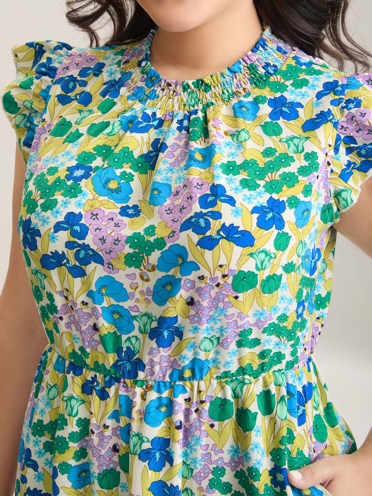 Floral Print Shirred Pockets Midi Dress - Image 9