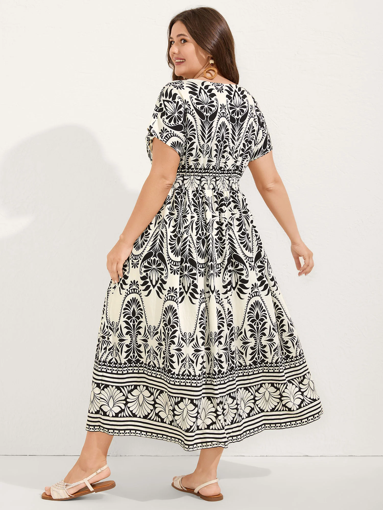 Floral Print Shirred Waist Midi Dress - Image 4
