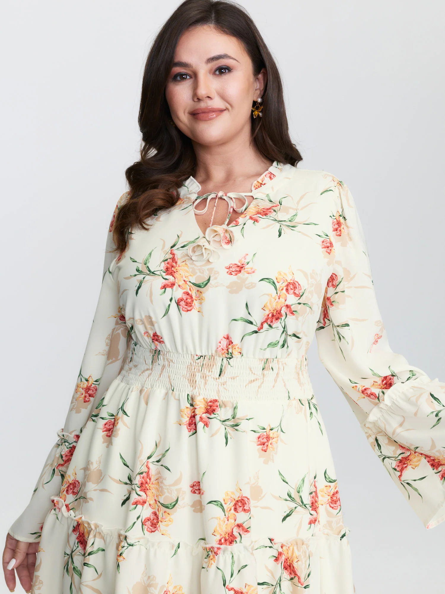 Floral Print Shirred Waist Ruffled Edge Mini Dress - Image 2