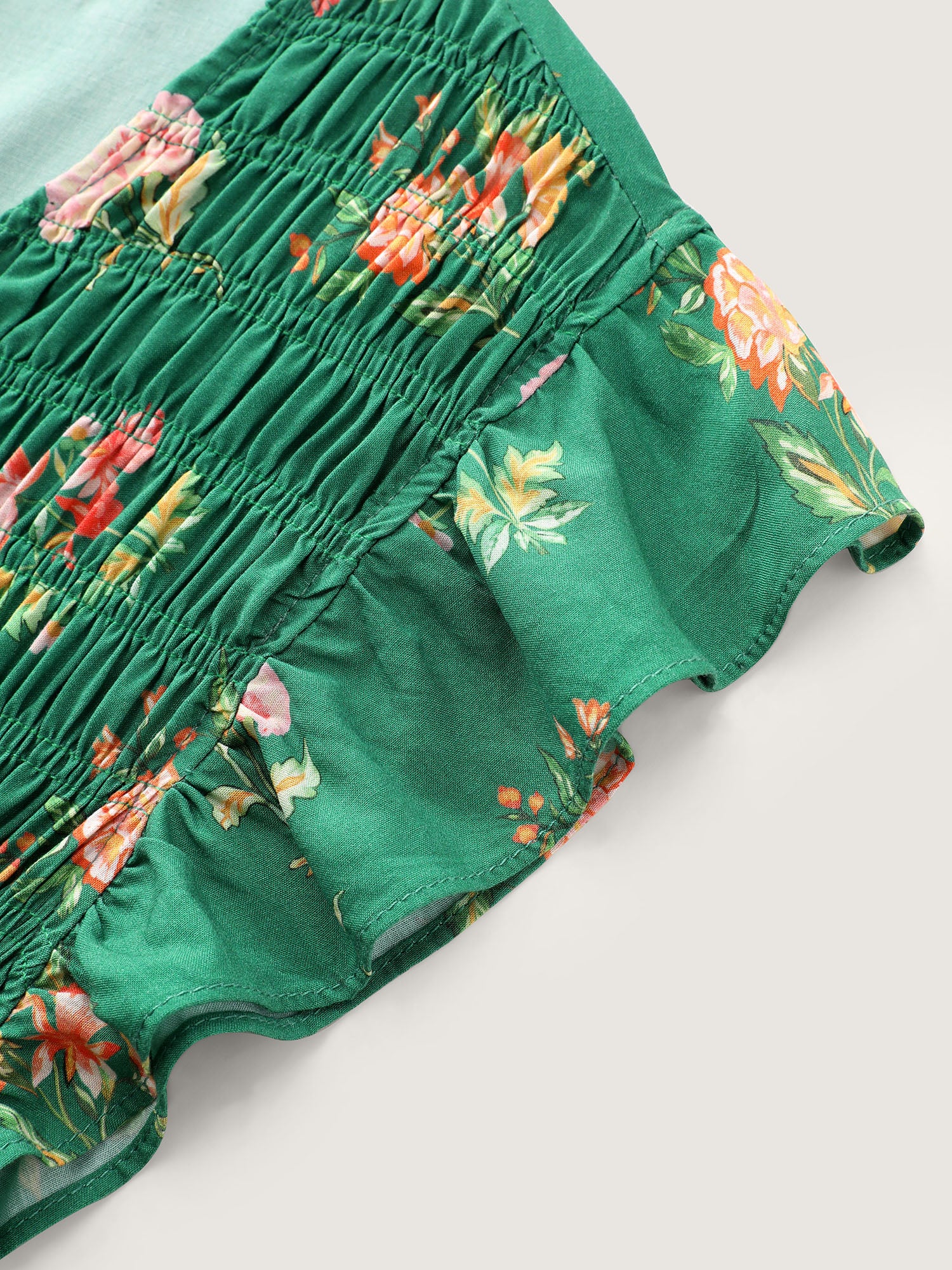 Floral Print Shirred Waist V-Neck Midi Dress - Image 5