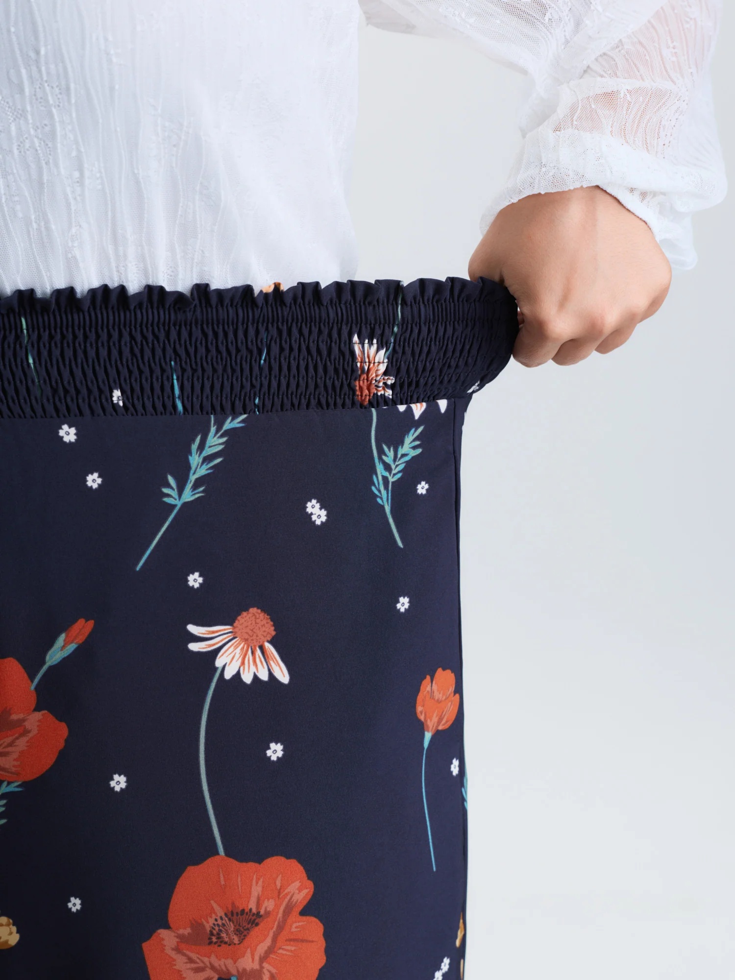 Floral Print Shirred Waist Wide Leg Pants - Image 4