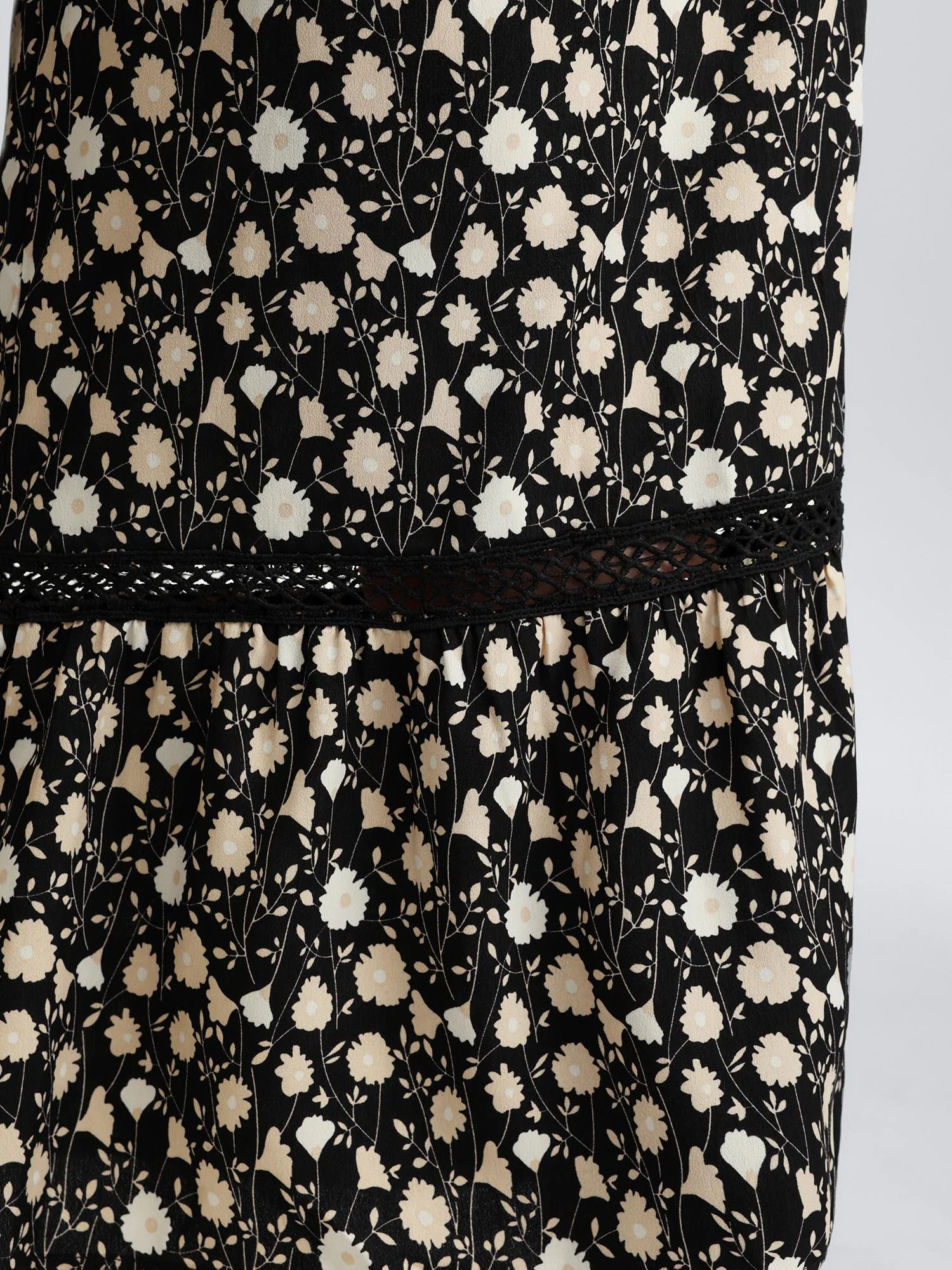 Floral Print Shirred Wide Waistband Tiered Pants - Image 5