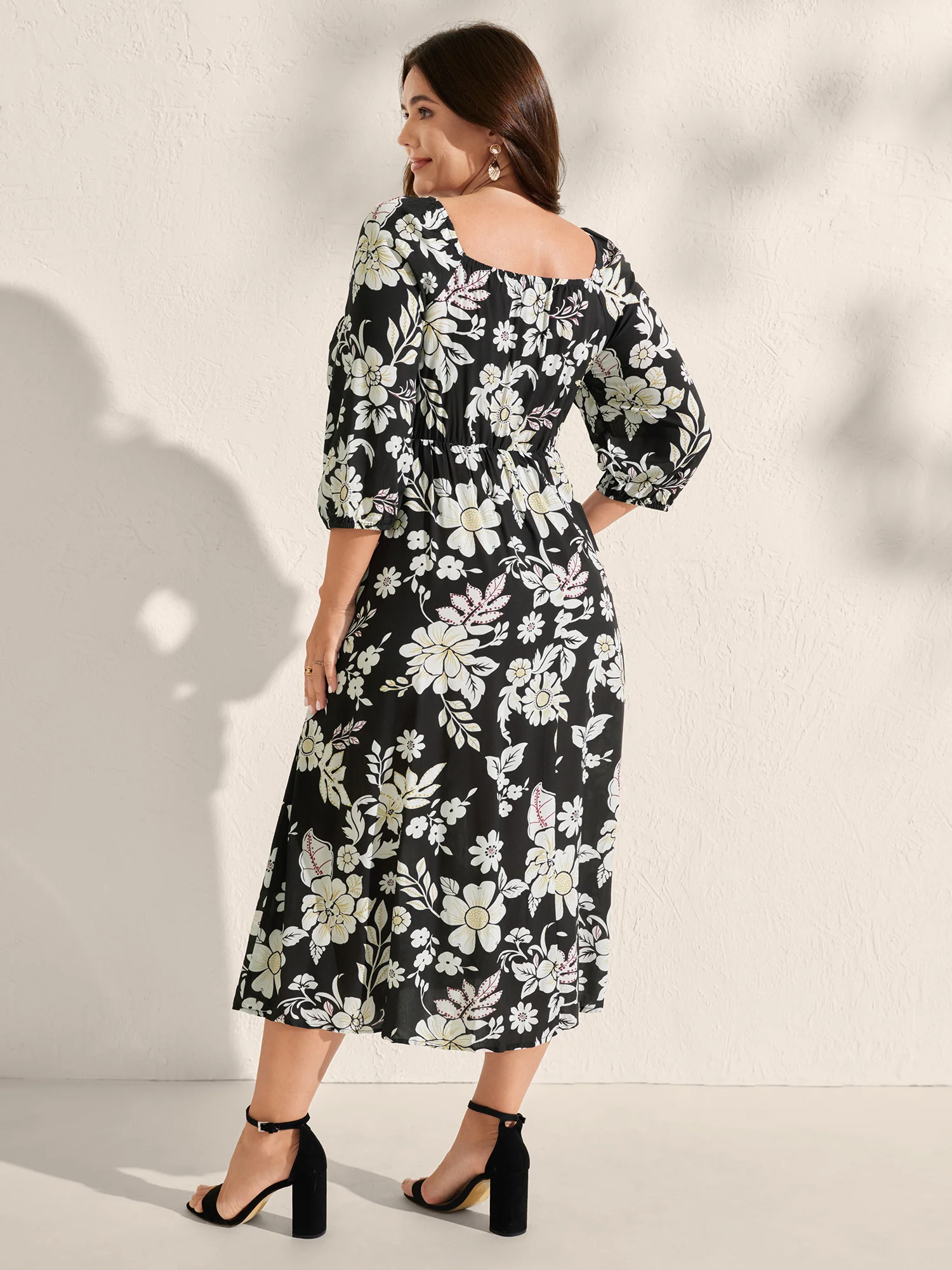 Floral Print Slit Shirred Bodice Midi Dress - Image 5