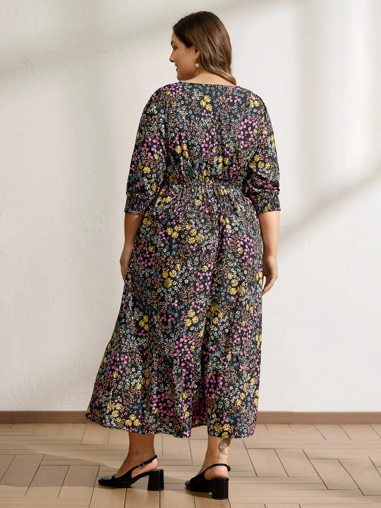 Floral Print Smocked Pockets Maxi Dress - Image 4