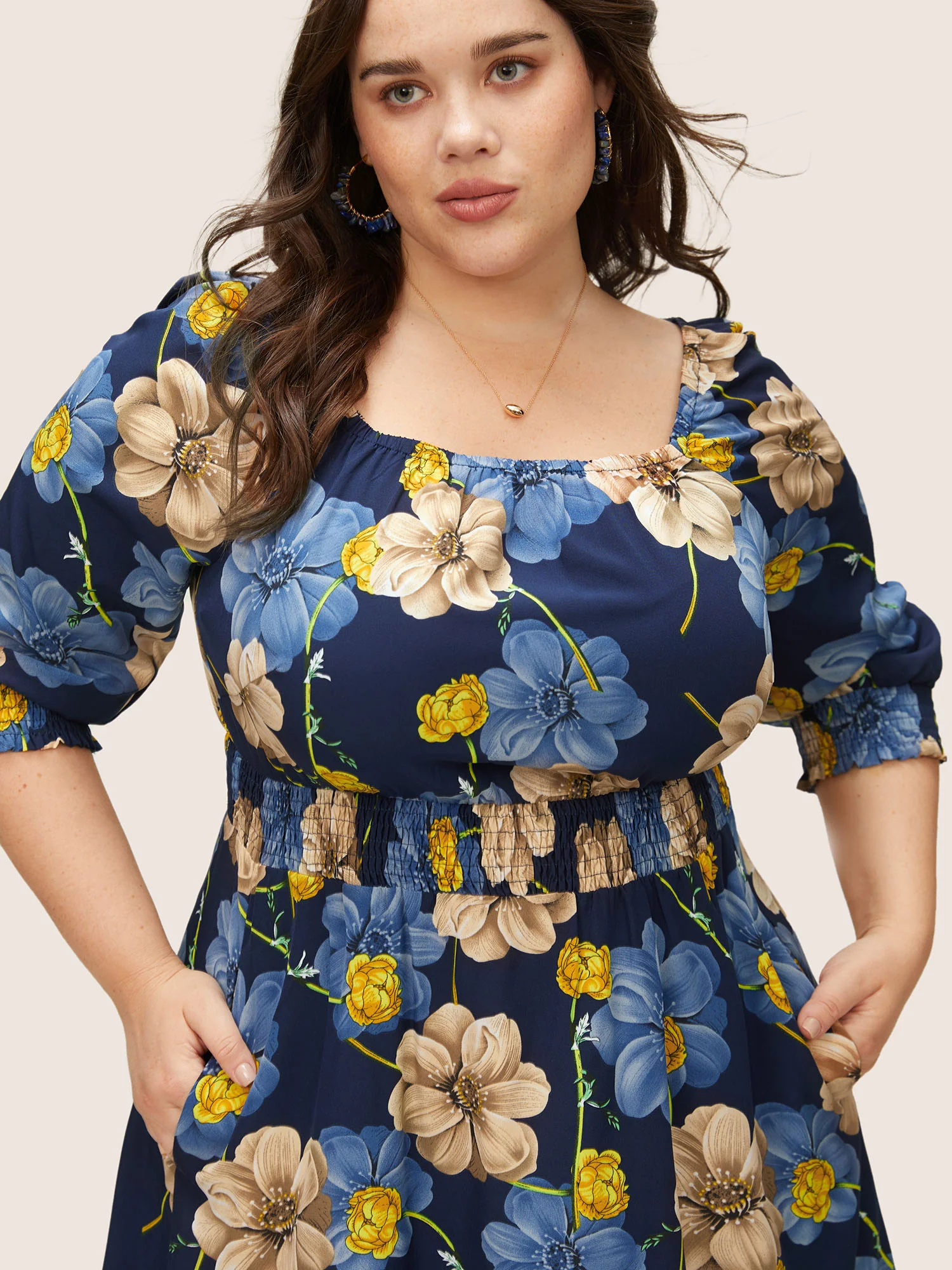 Floral Print Square Neck Shirred Cuffs Dress - Image 4