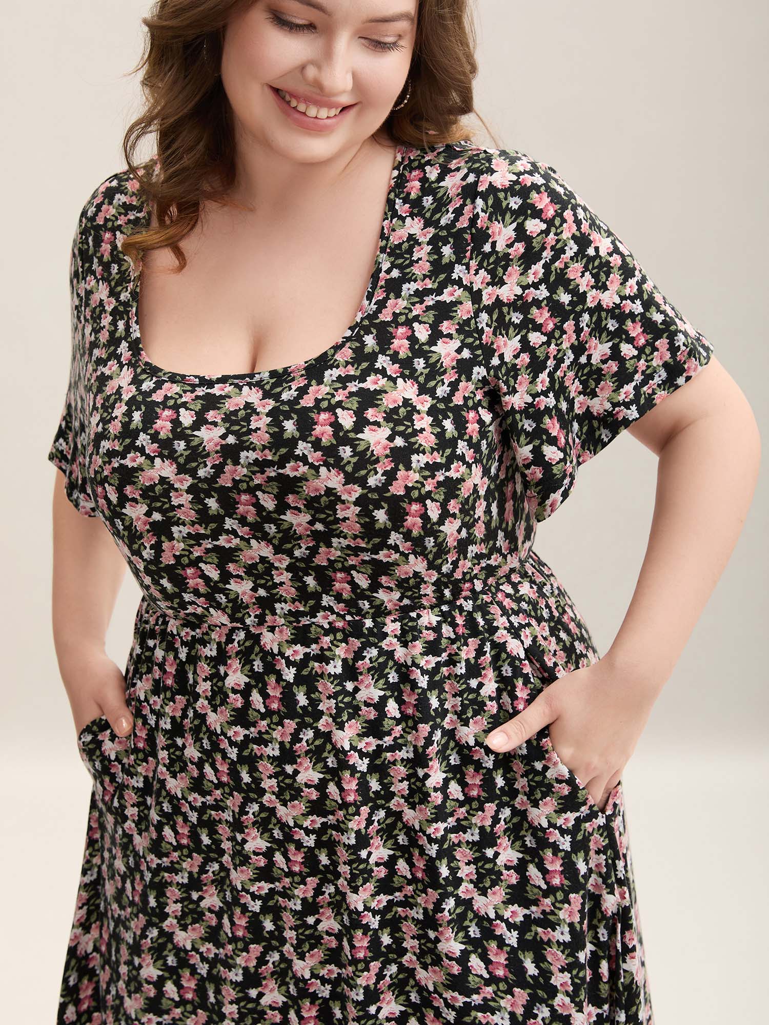 Floral Print Square Neck Straight-Fit Midi Dress - Image 2