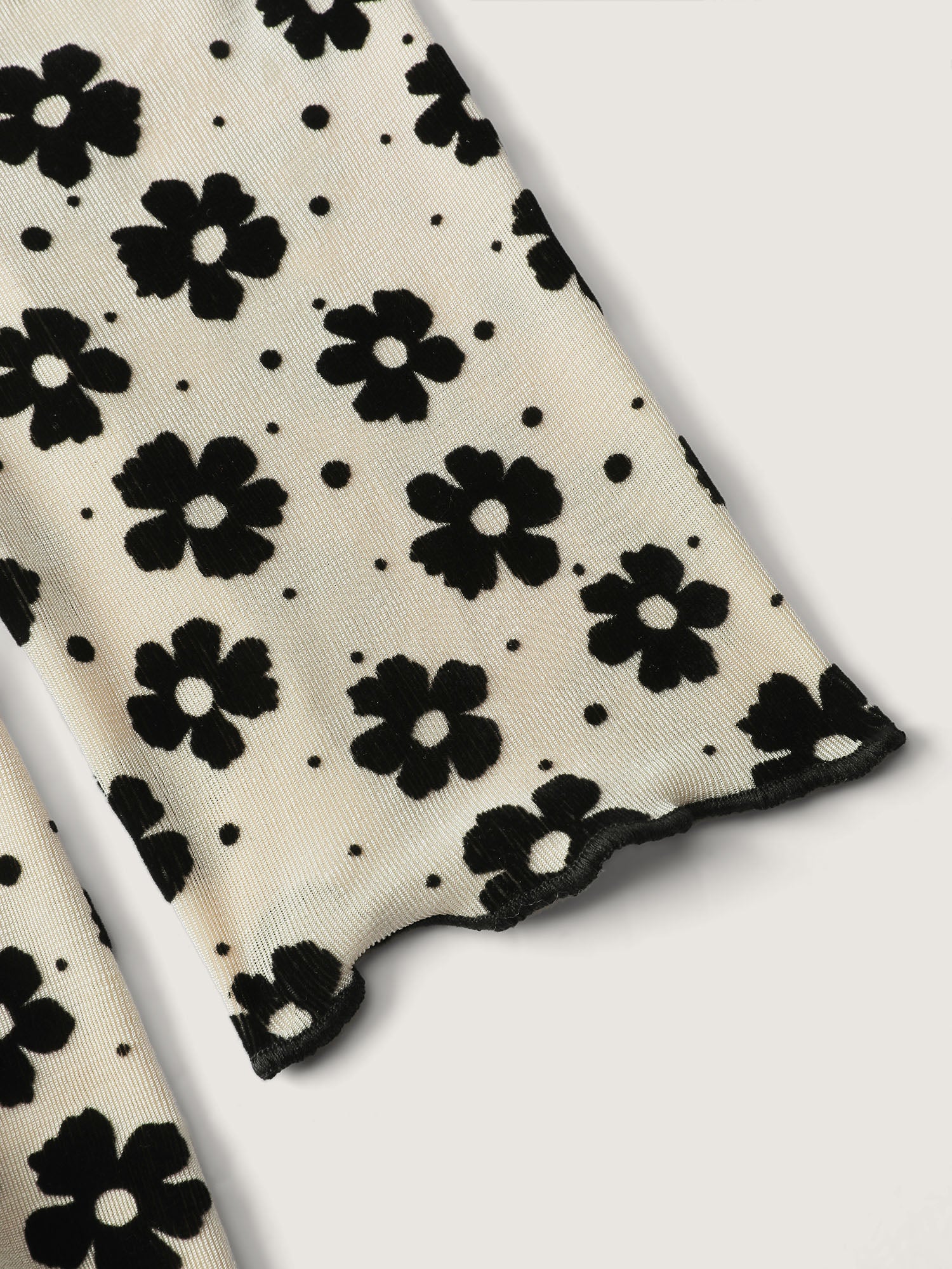 Floral Print Stretchy Mock Neck T-Shirt - Image 6