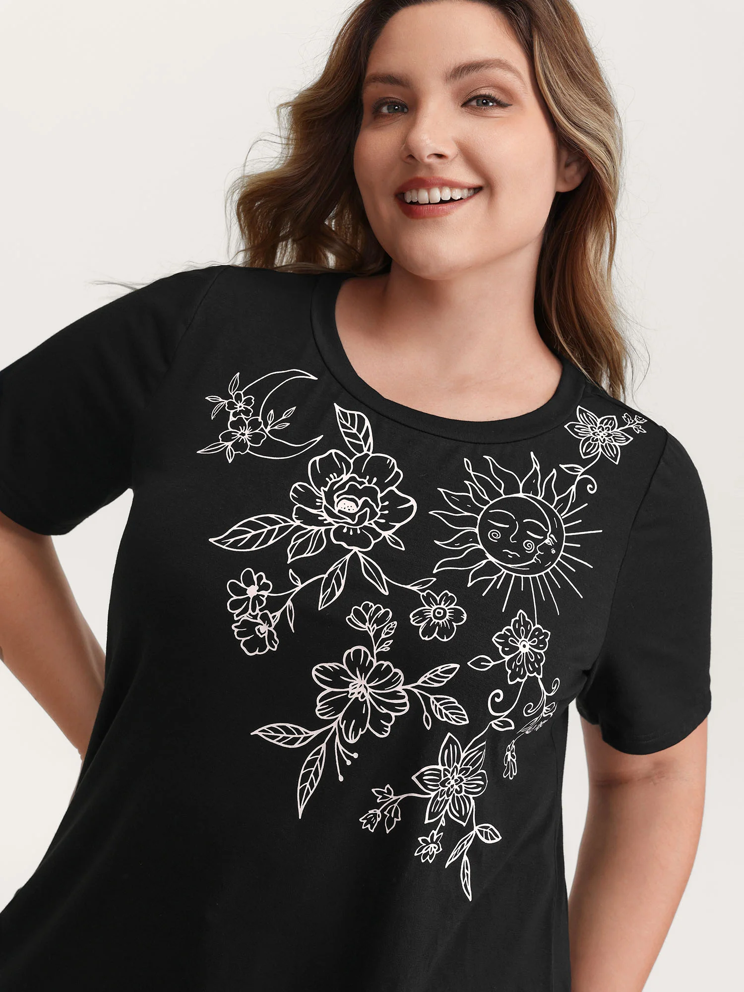 Floral Print Stretchy Round Neck T-Shirt - Image 2