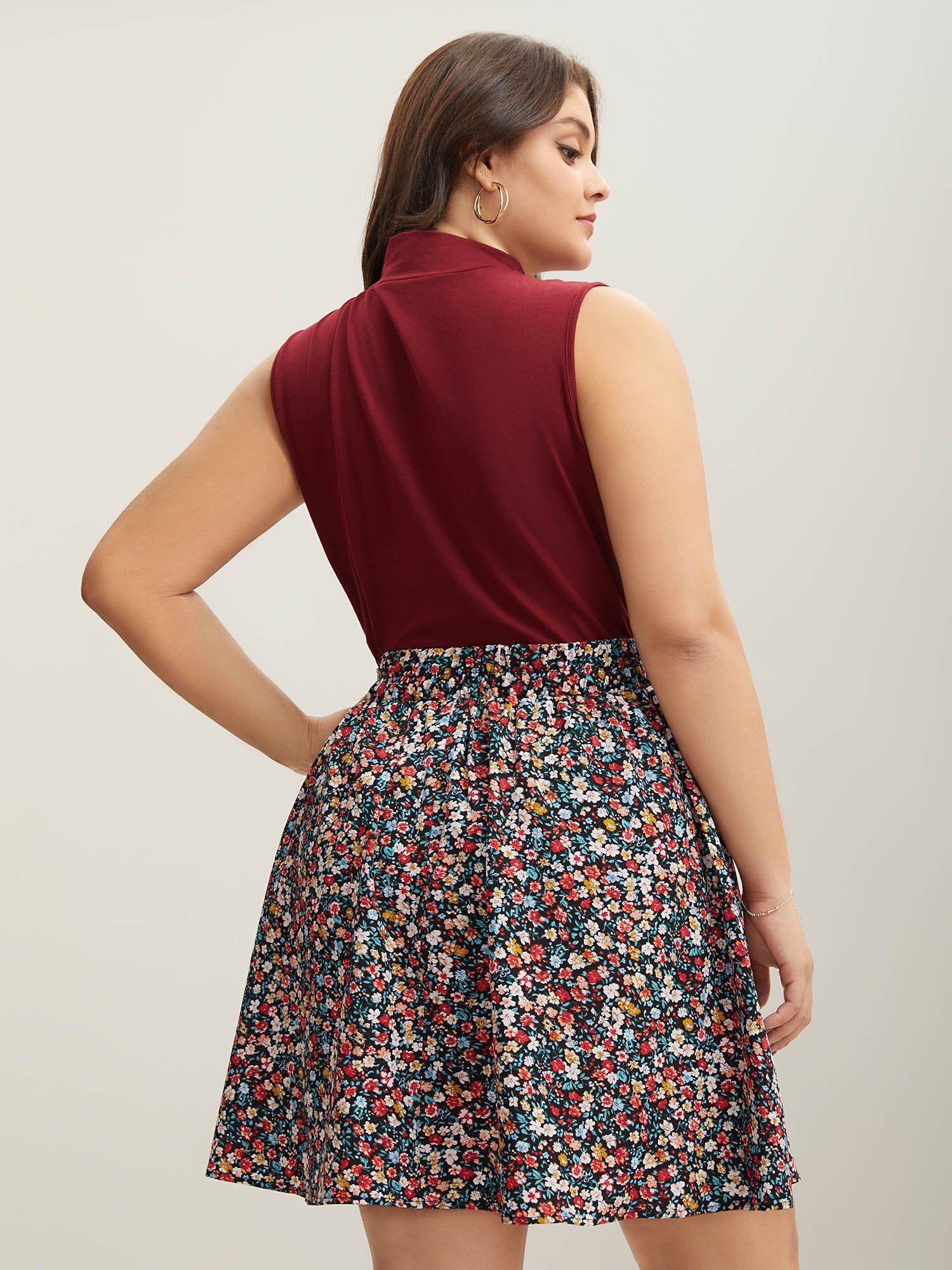 Floral Print Stretchy Smocked Waist Mini Skirt - Image 5