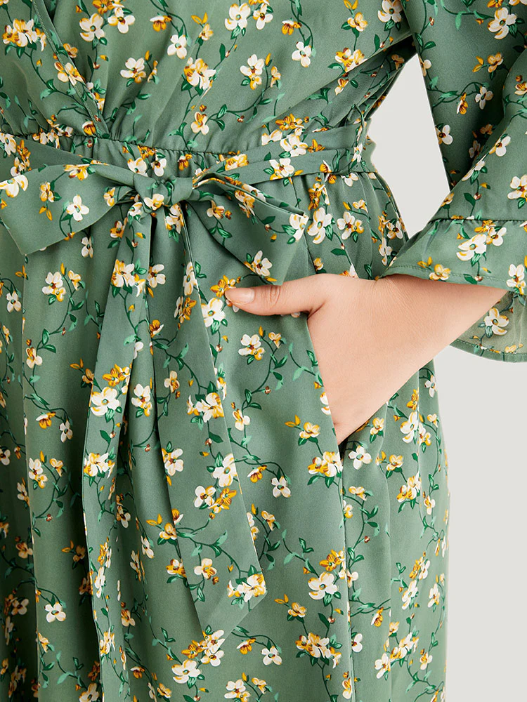 Floral Print Surplice Neck Flutter Trim Dress - Image 7