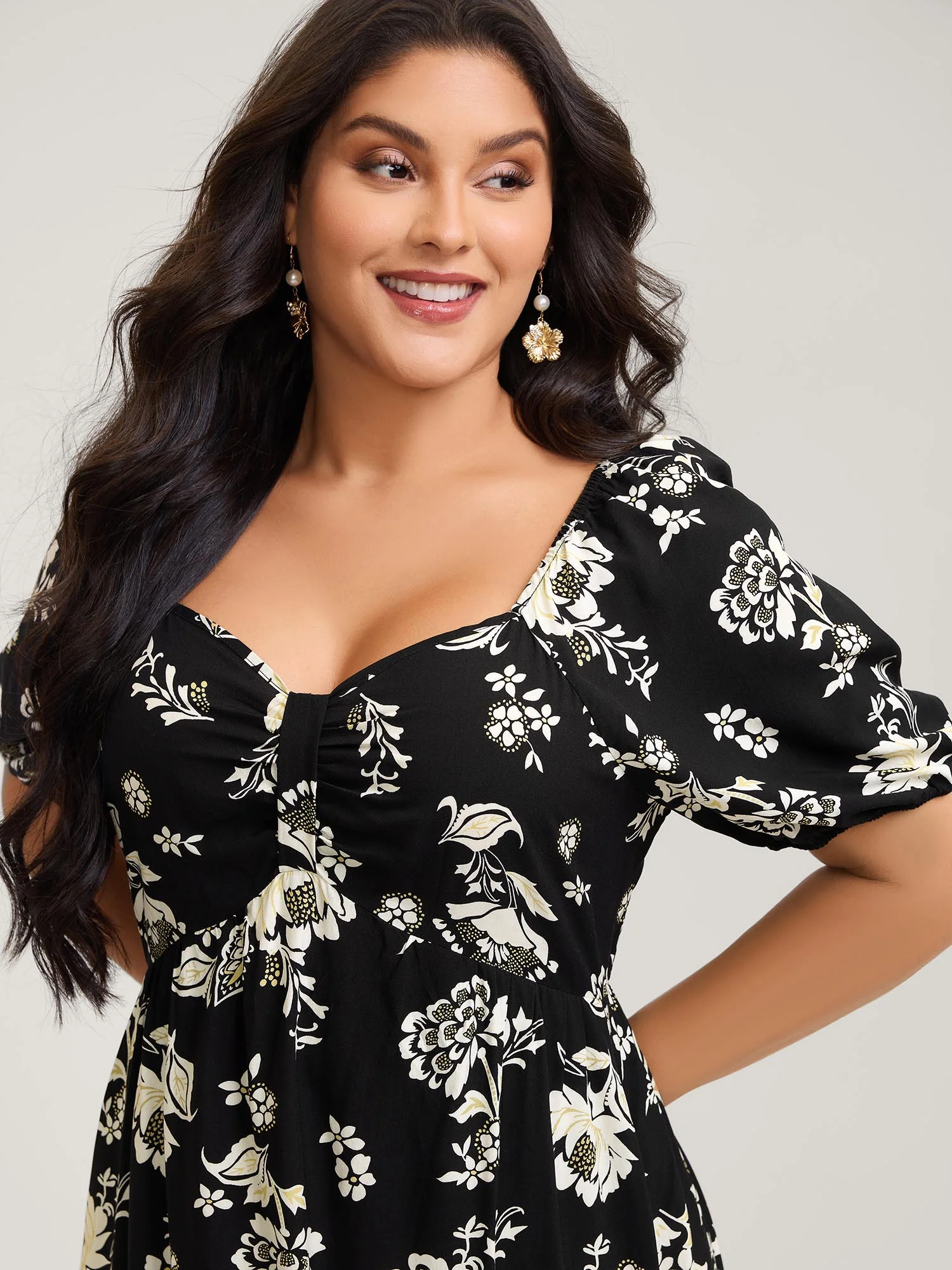 Floral Print Sweetheart Neck Midi Dress - Image 2