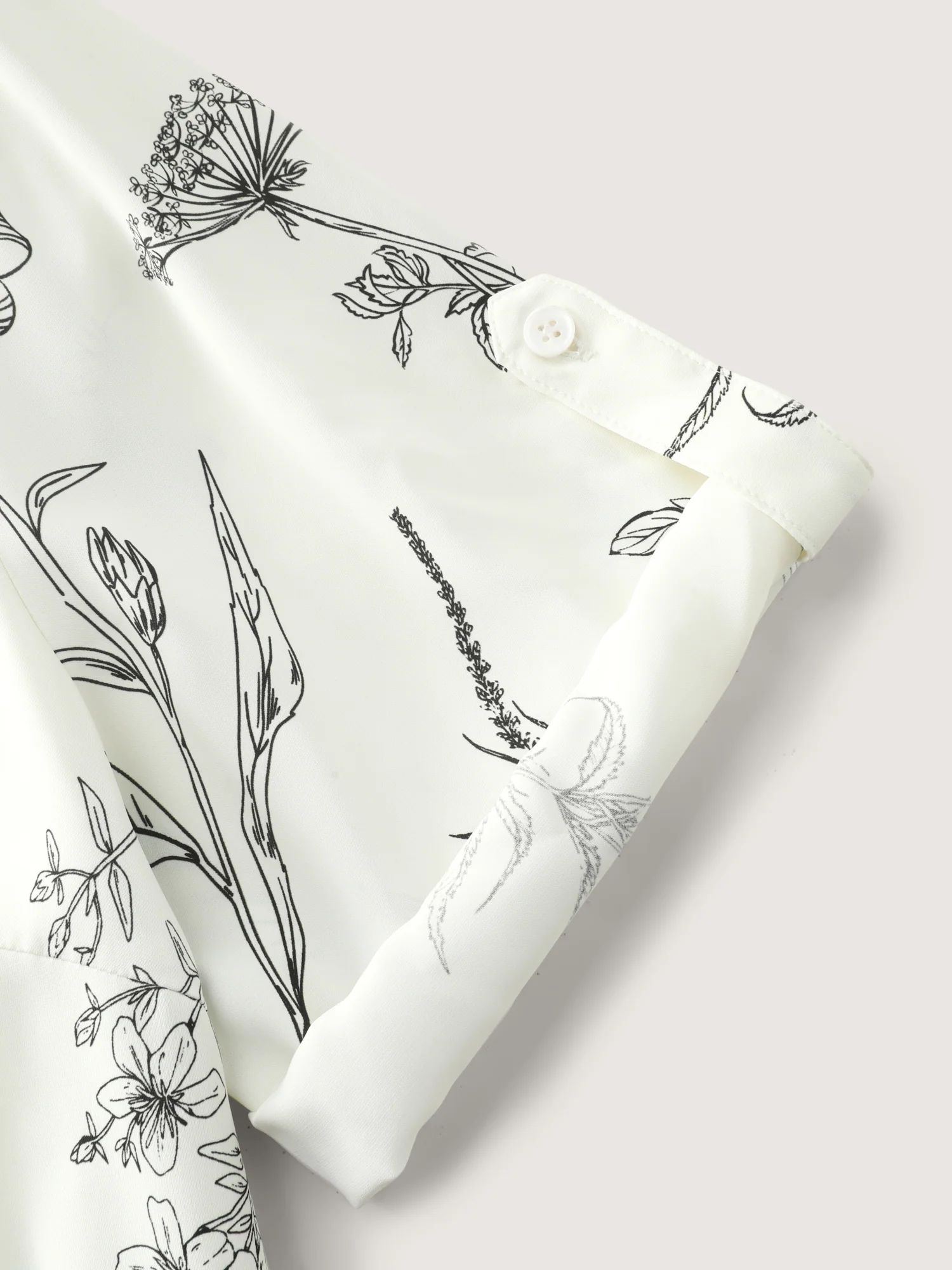 Floral Print Tab Sleeve Button-Down Blouse - Image 5