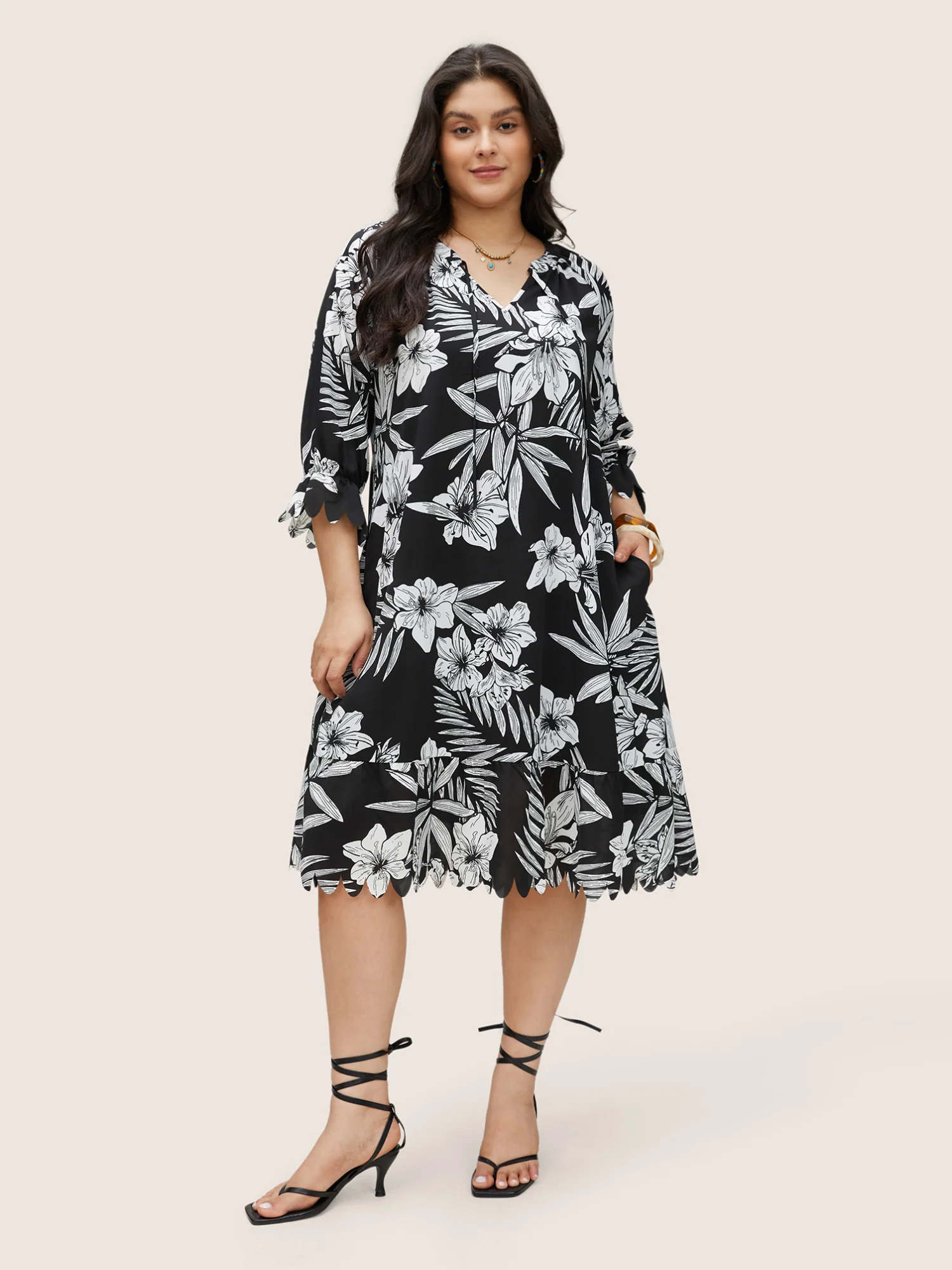Floral Print Tie Neck Scalloped Trim Dress - Image 2