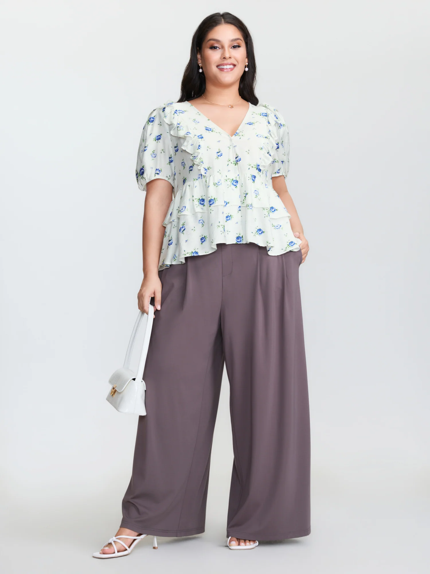 Floral Print Tiered V-Neck Blouse - Image 3