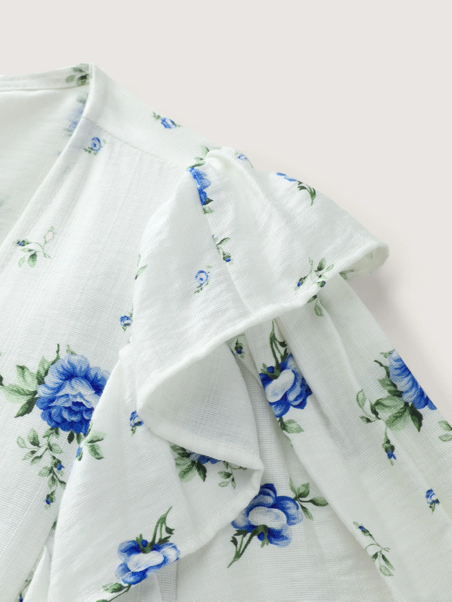 Floral Print Tiered V-Neck Blouse - Image 6
