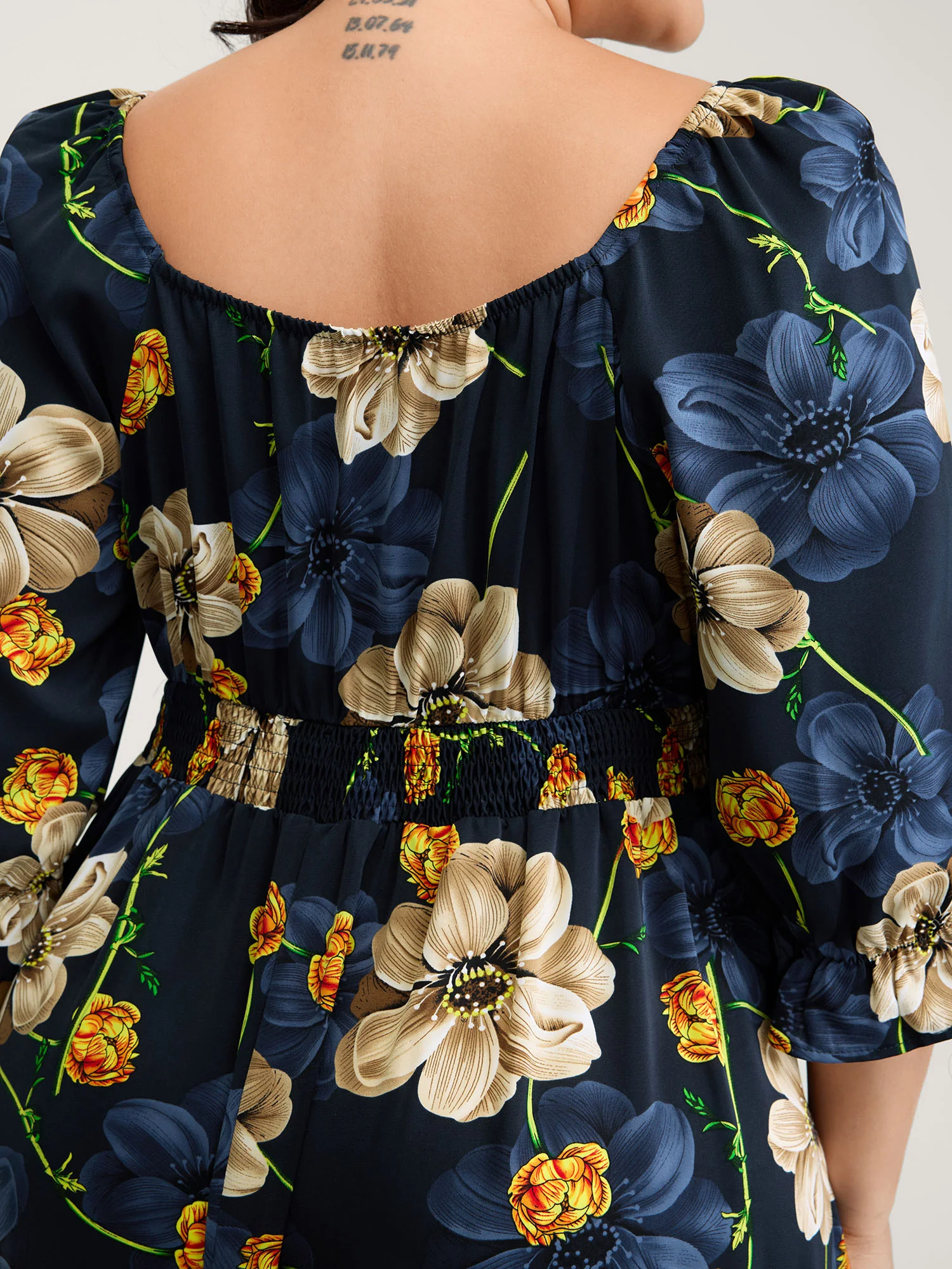 Floral Print Triangular Waist Cinched Midi Dress - Image 3