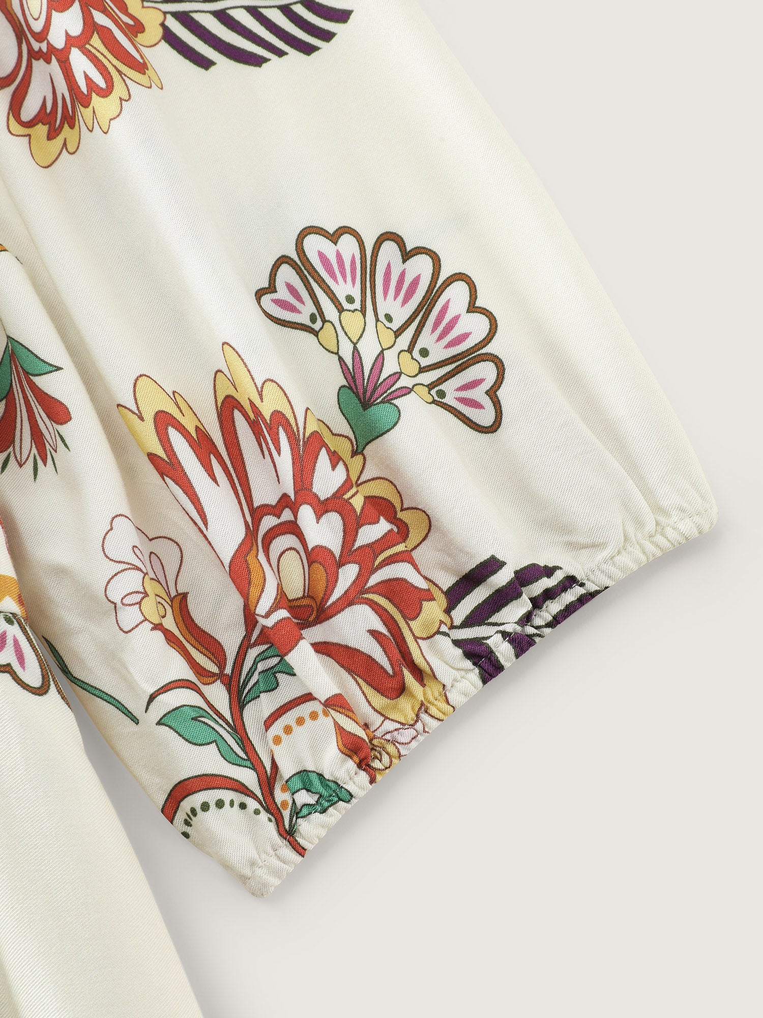 Floral Print V-Neck Flowy Maxi Dress - Image 7