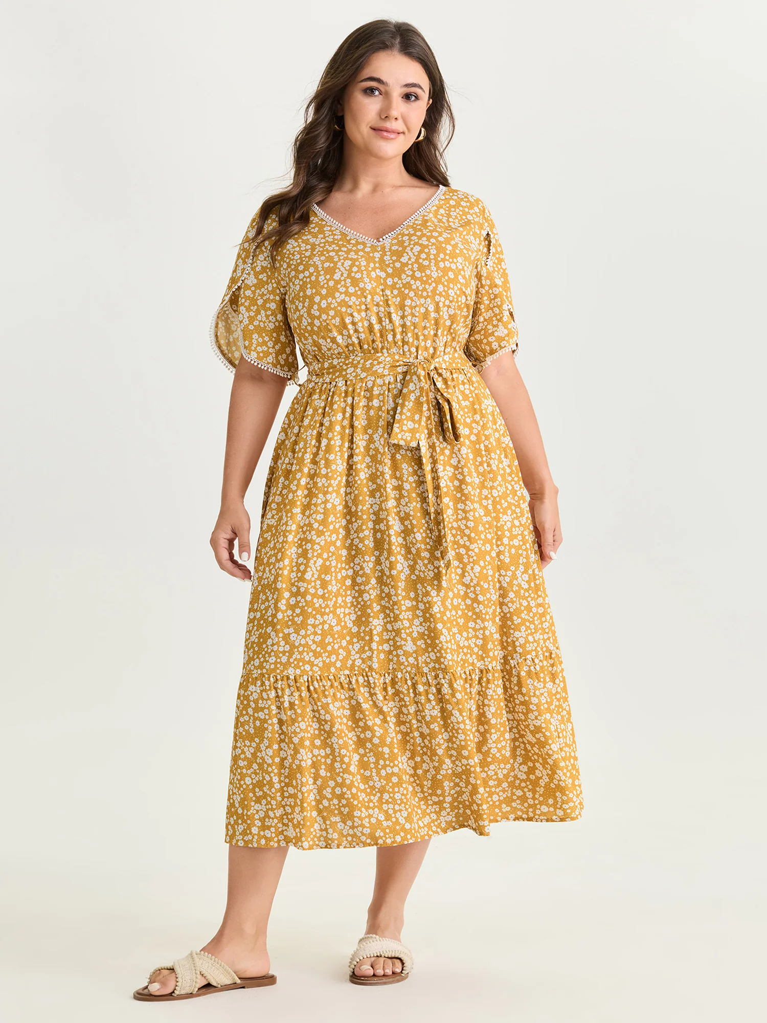 Floral Print V-Neck Petal Sleeve Midi Dress - Image 3