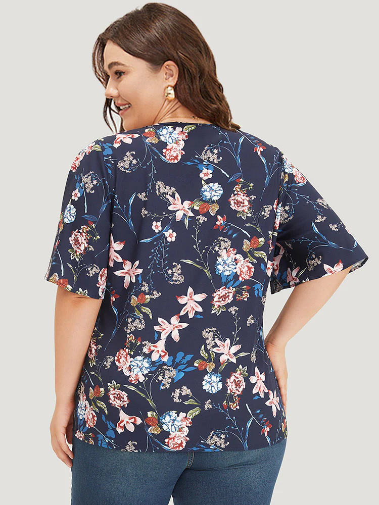 Floral Print V Neck Ruffle Sleeve Twist Hem Blouse - Image 5