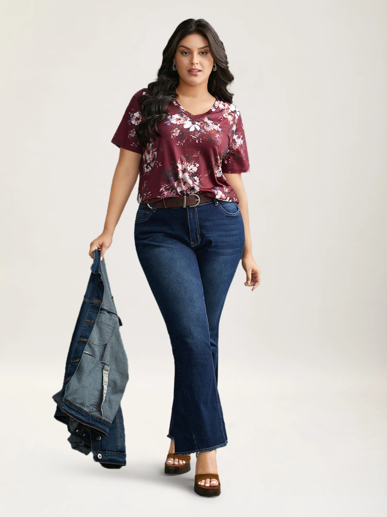 Floral Print V Neck Stretchy T-shirt - Image 3