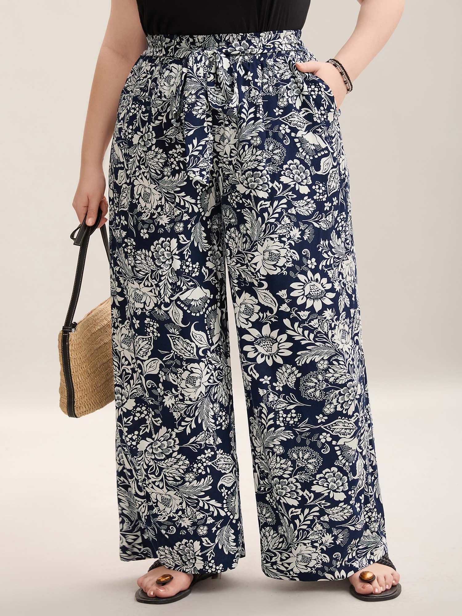 Floral Print Waist-Tie Straight-Leg Pants - Image 4