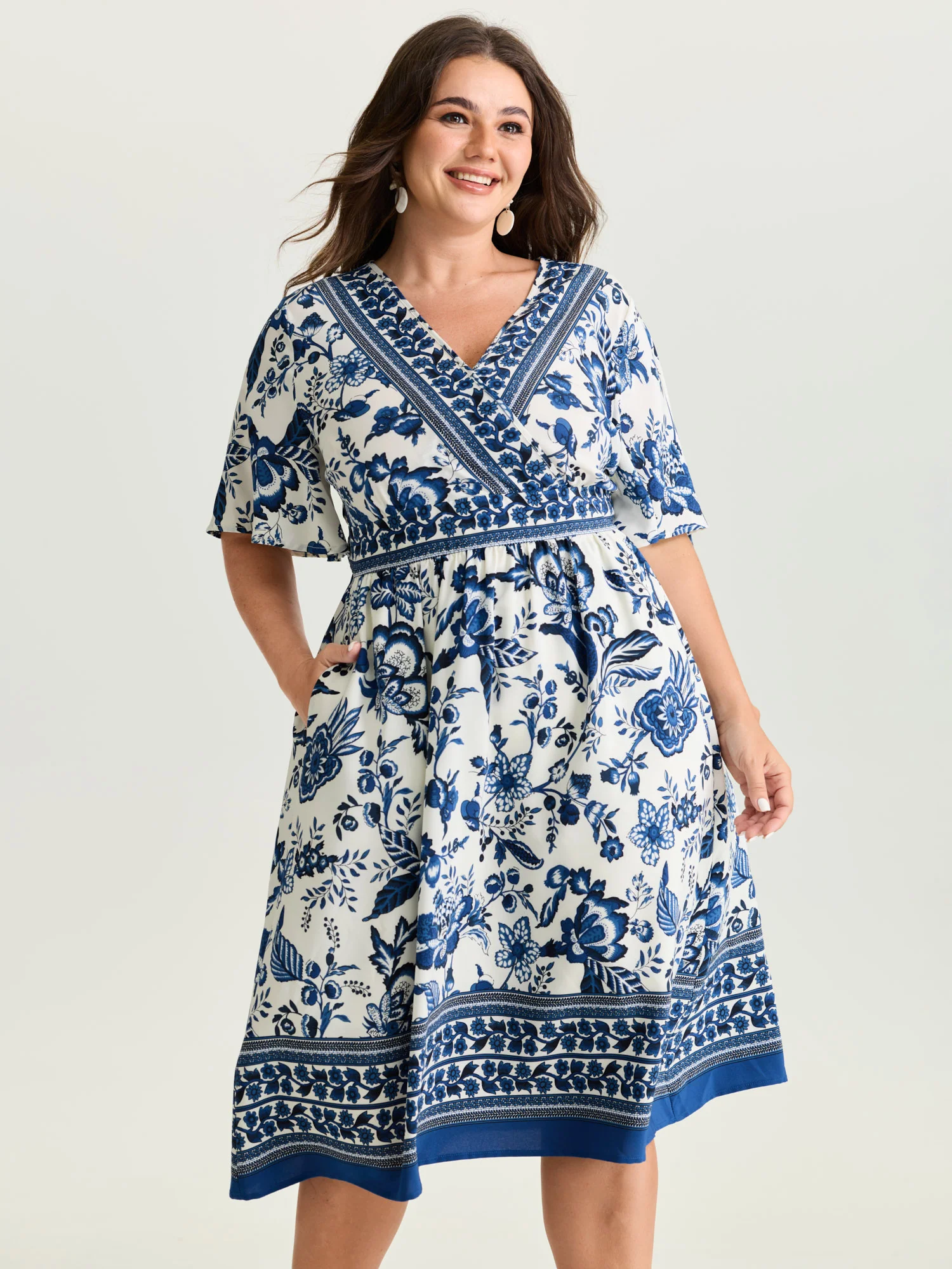 Floral Print Wrap-Neck Pocket Midi Dress - Image 3