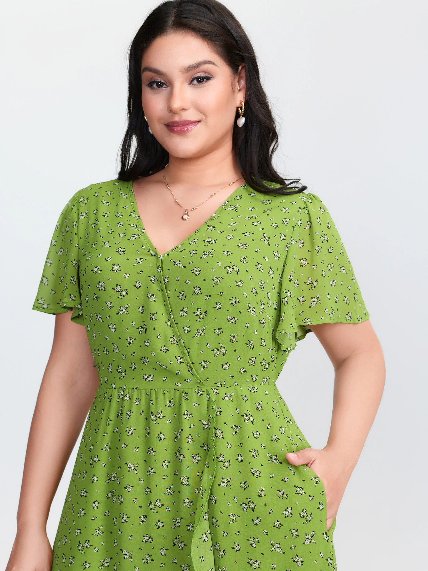 Floral Print Wrap Neck Ruffled Edge Midi Dress - Image 2