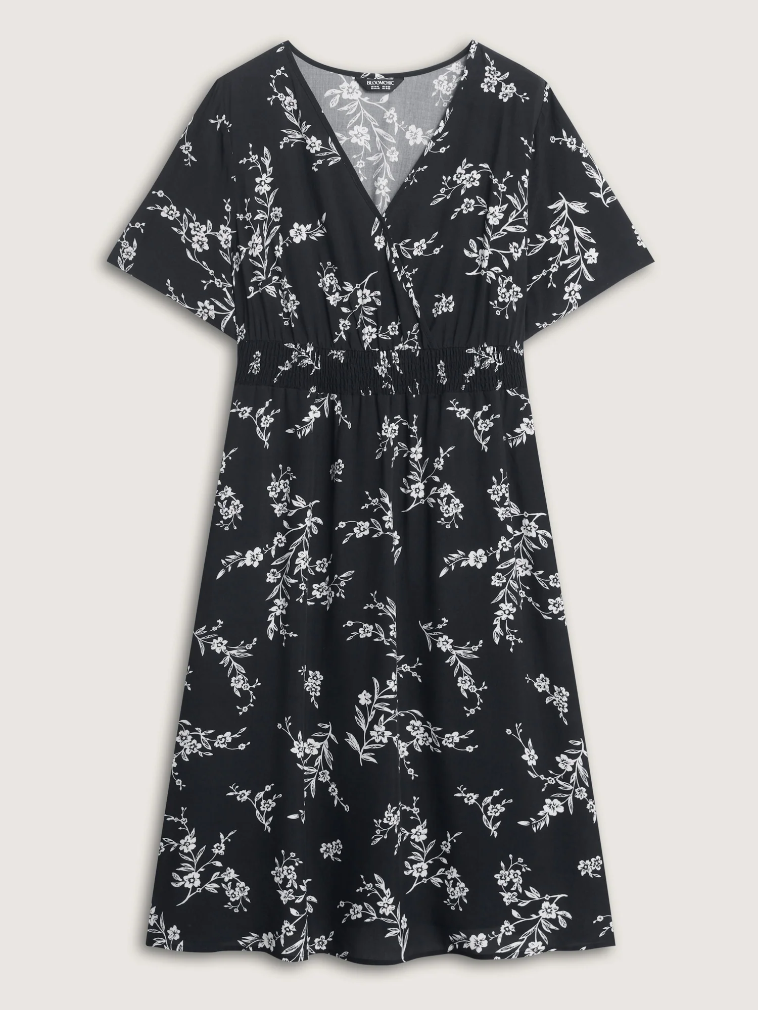 Floral Print Wrap Neckline Shirred Midi Dress - Image 7