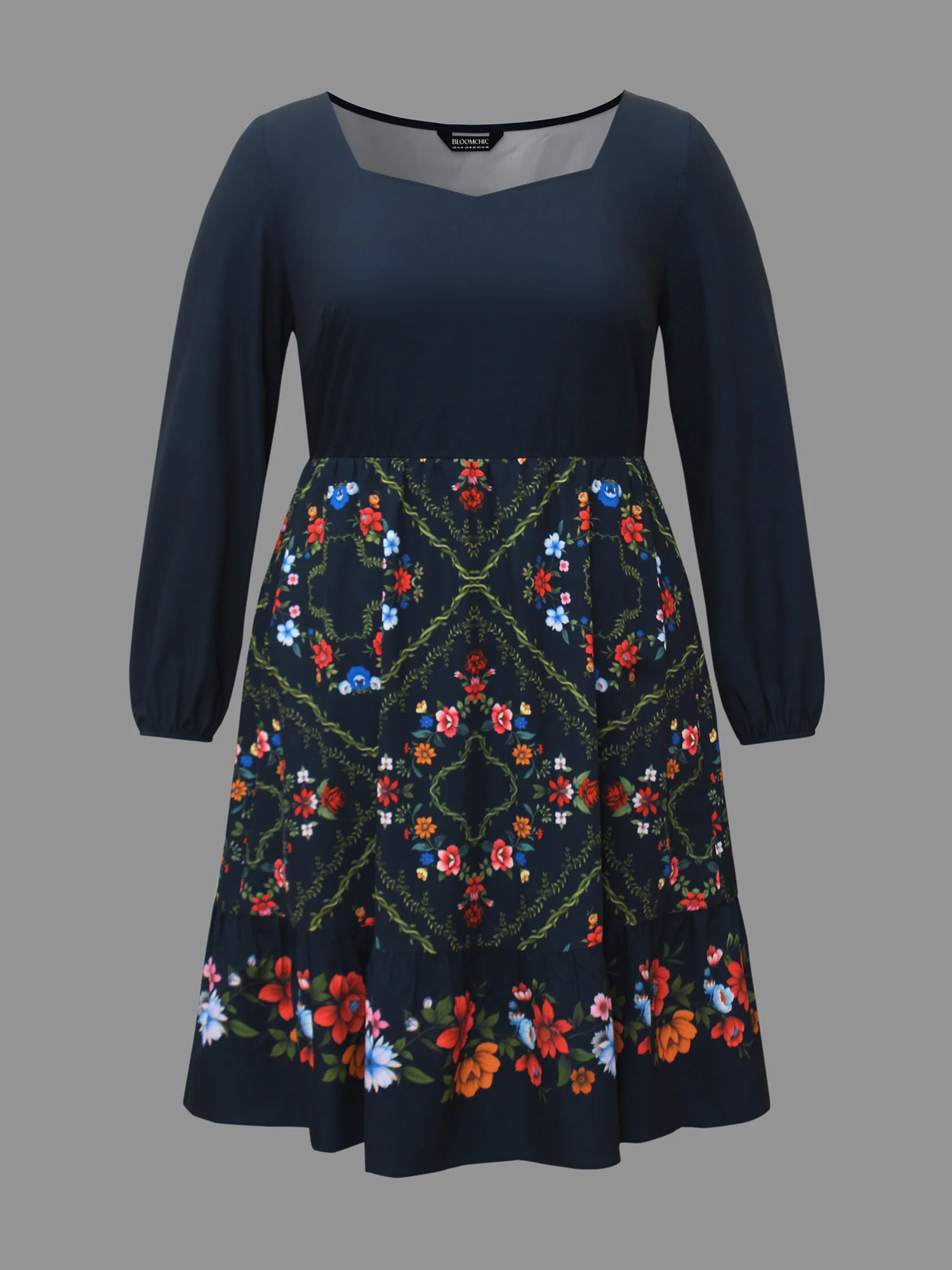 Floral Printed Heart neckline Lantern Sleeve Dress - Image 9