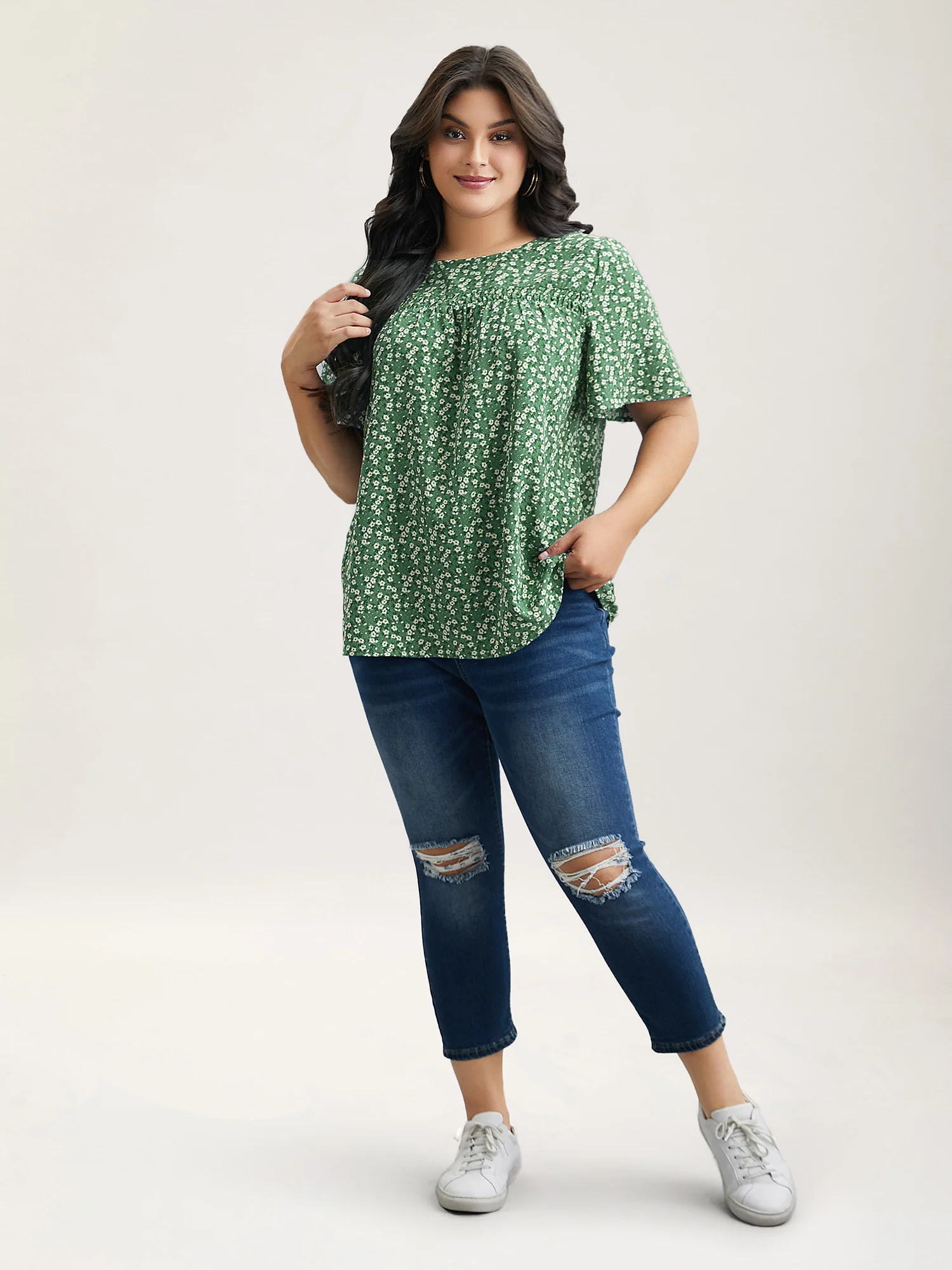 Floral Ruffle Sleeve Gathered Round Neck Blouse - Image 18