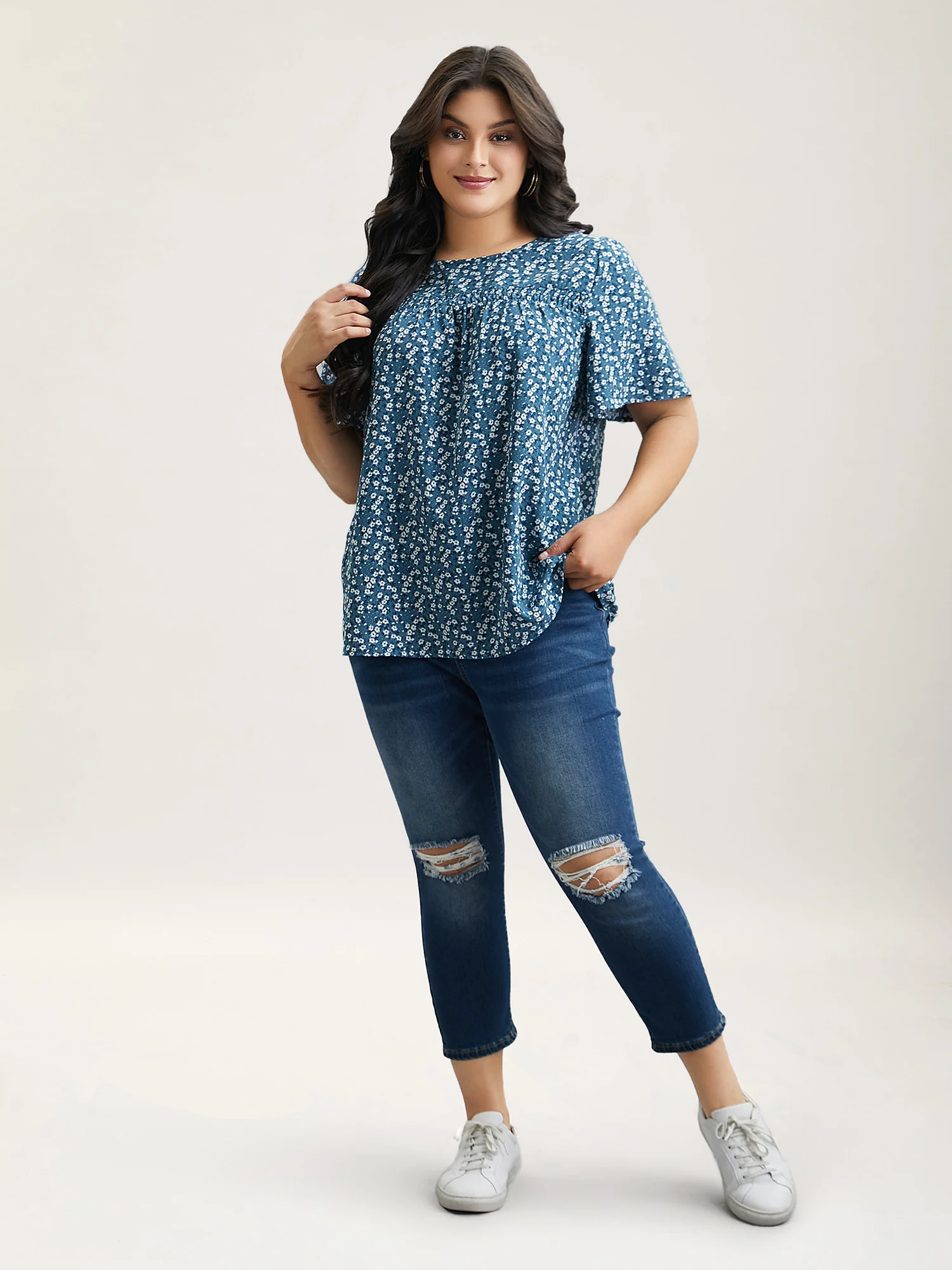 Floral Ruffle Sleeve Gathered Round Neck Blouse - Image 2