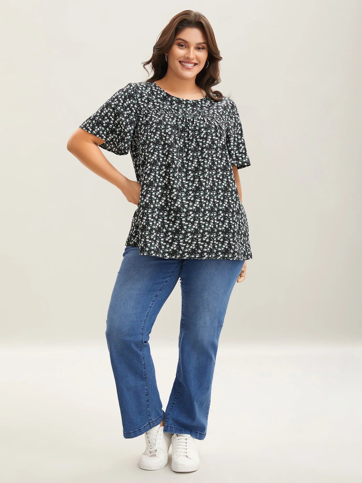 Floral Ruffle Sleeve Gathered Round Neck Blouse - Image 22