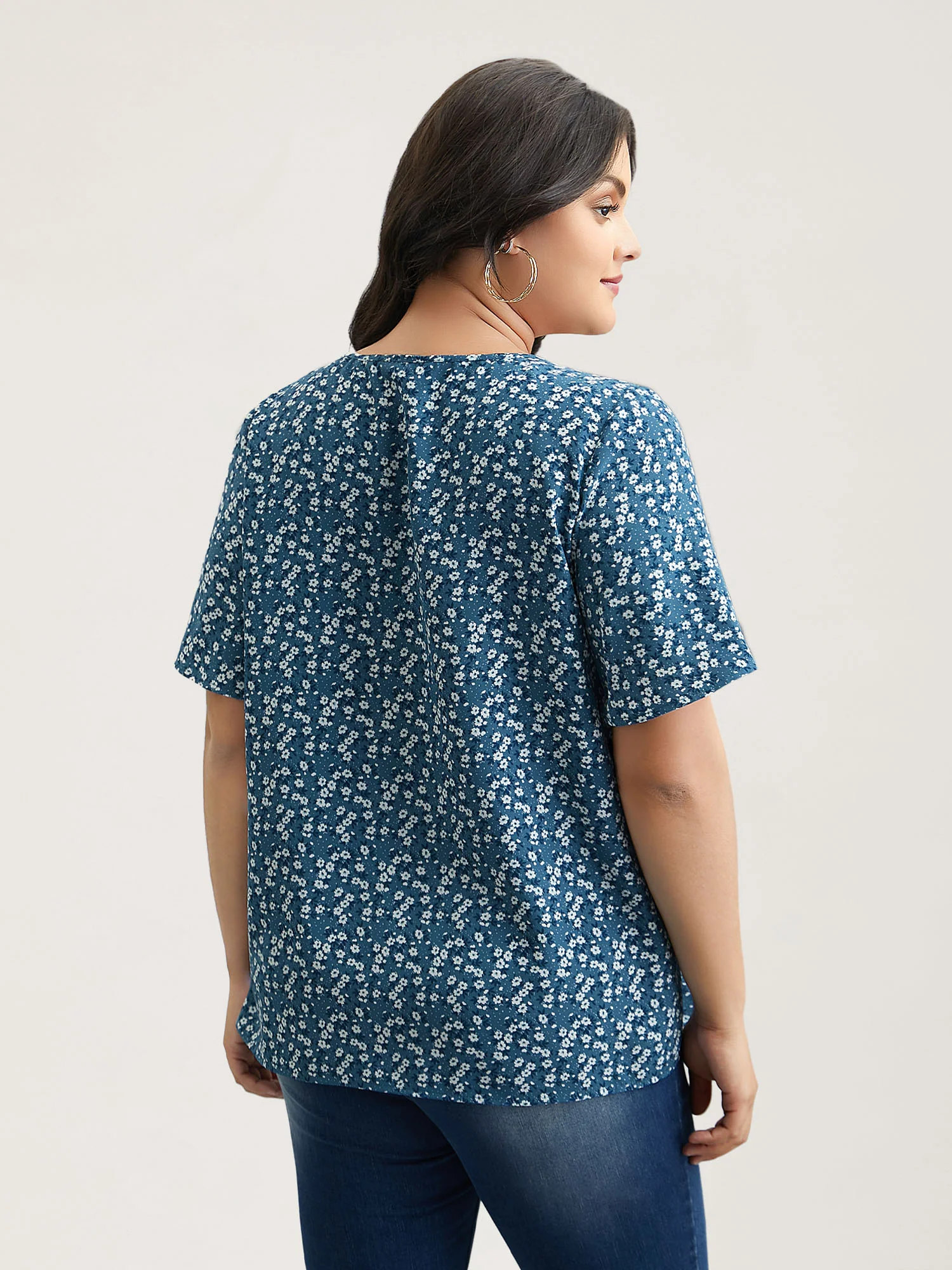 Floral Ruffle Sleeve Gathered Round Neck Blouse - Image 4
