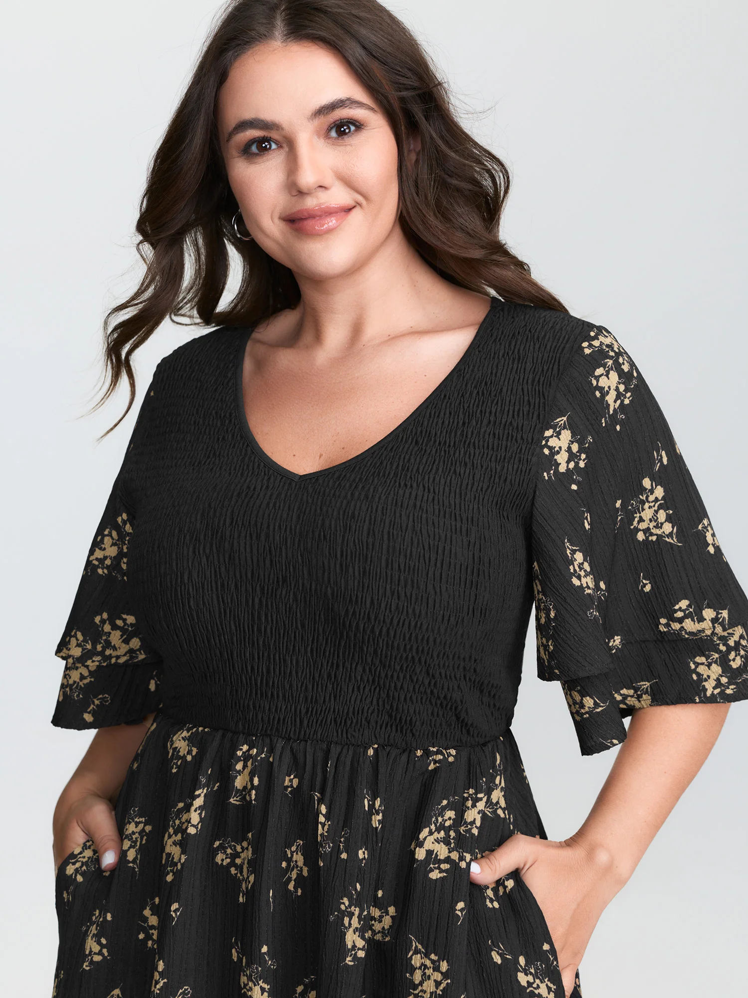 Floral Shirred Color Contrast Midi Dress - Image 2