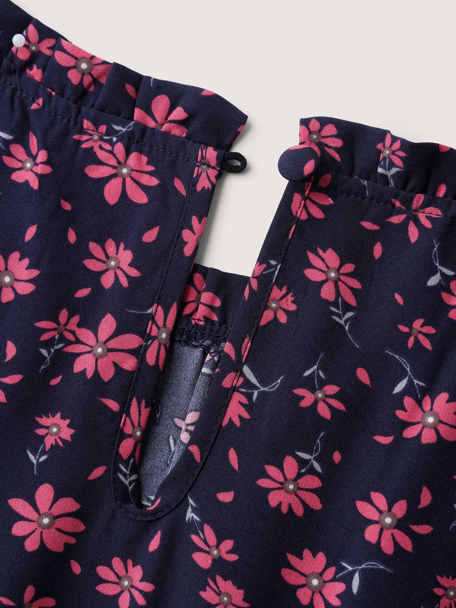 Floral Shirred Waist-Defining Pockets Midi Dress - Image 6