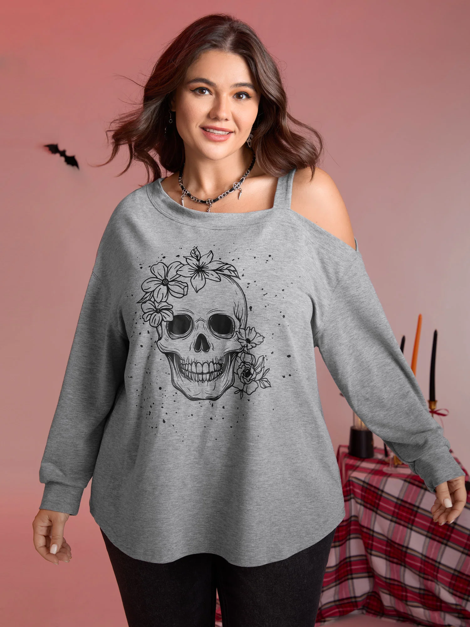 Floral Skull Print One-Shoulder Sweatshirt - Image 2