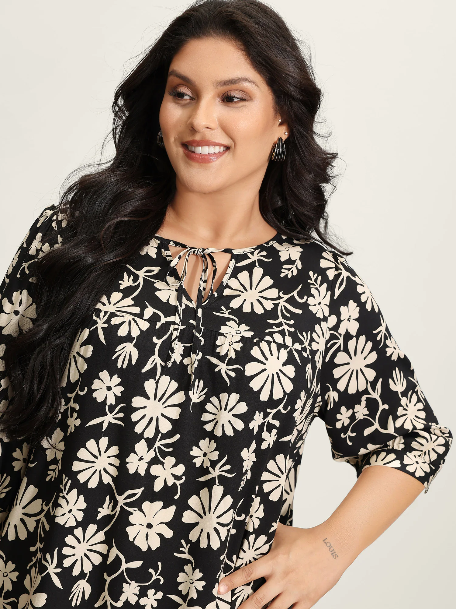Floral Sleeve Neck-Tie A-Line Blouse - Image 2