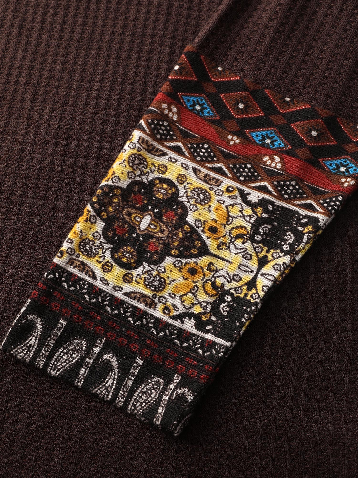 Floral Spliced Knit Textured T-Shirt - Image 6