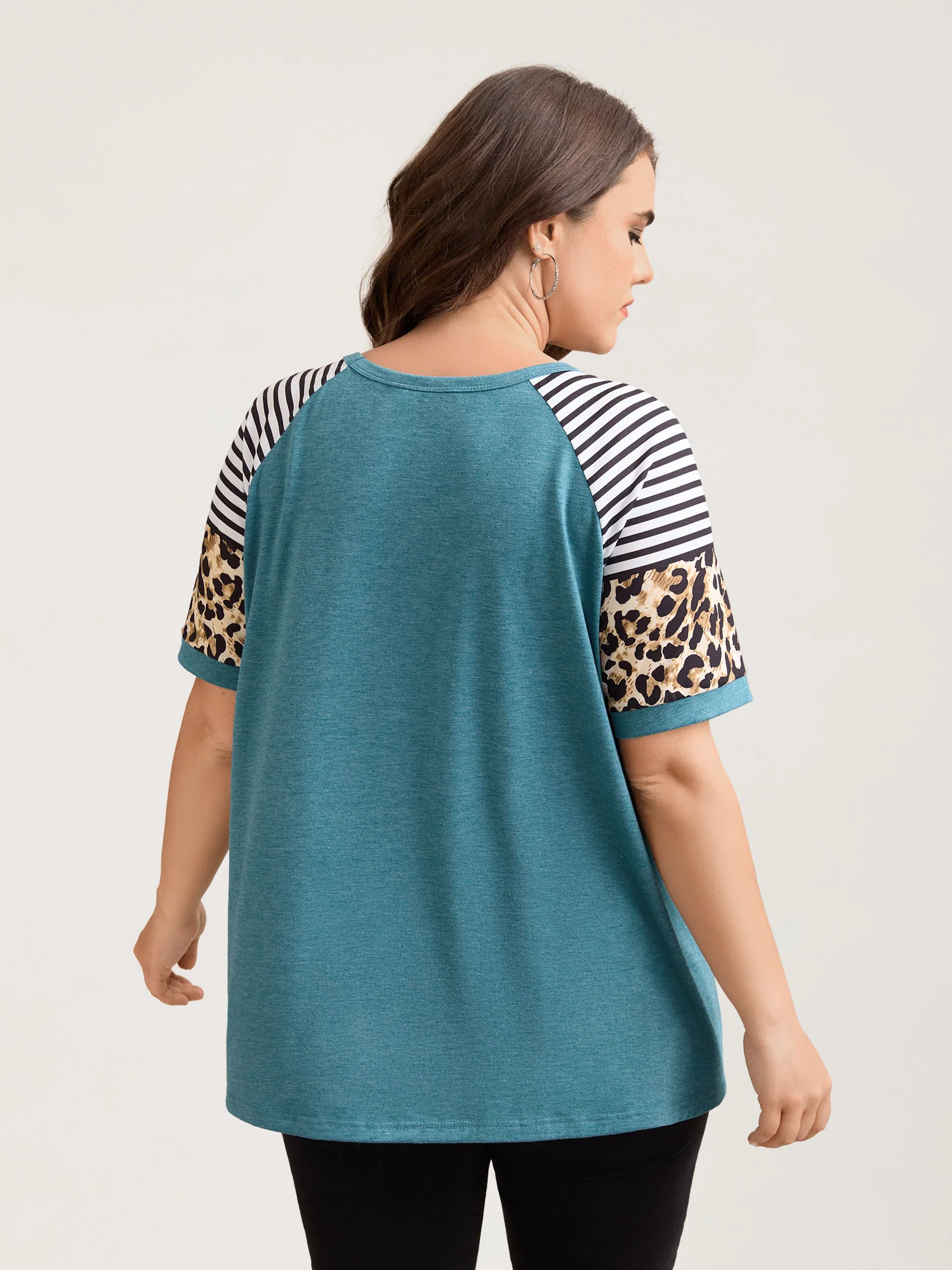 Floral Spliced Raglan Sleeve Solid Knit Top - Image 4
