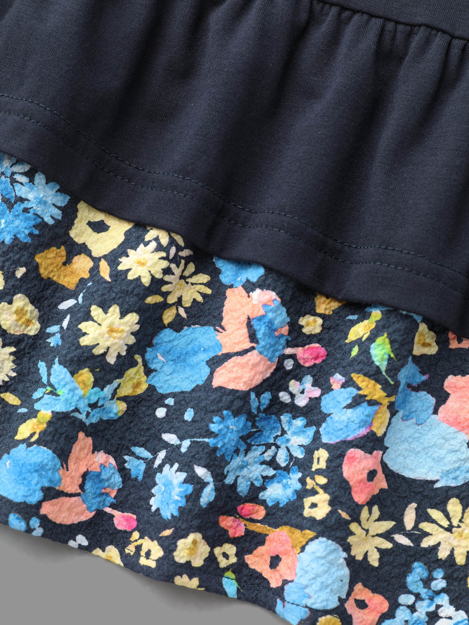 Floral Spliced Tiered Hem T-Shirt - Image 6