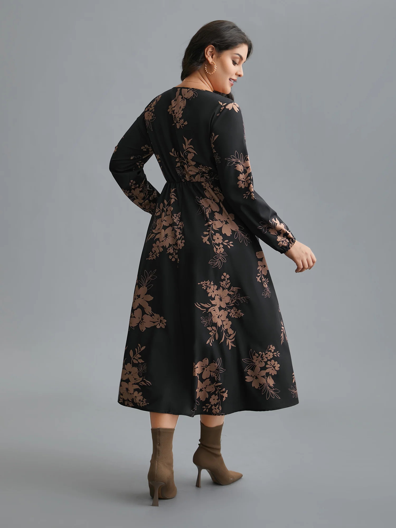 Floral Square Neck Pocket Midi Dress - Image 4